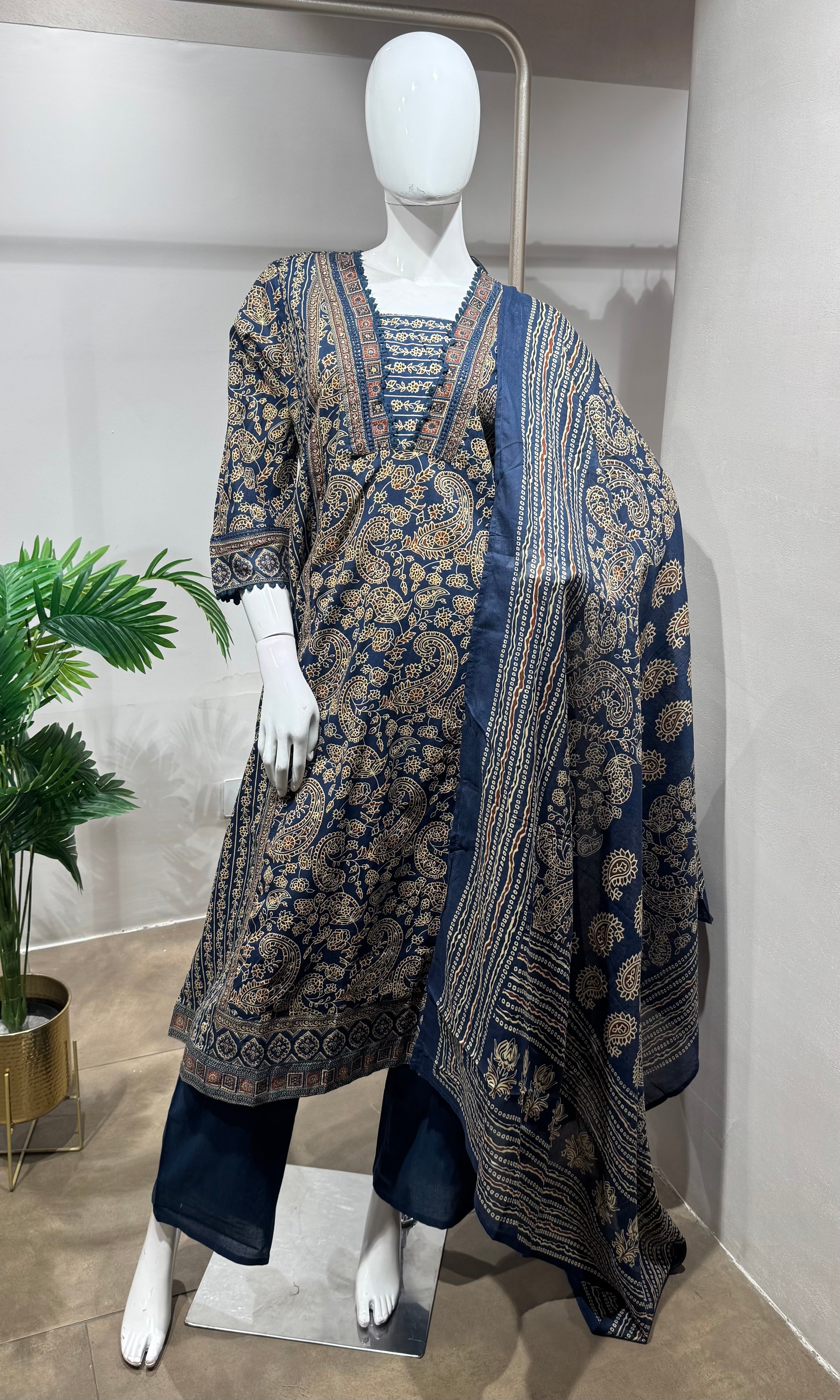 Blue floral printed embroidered kurta set