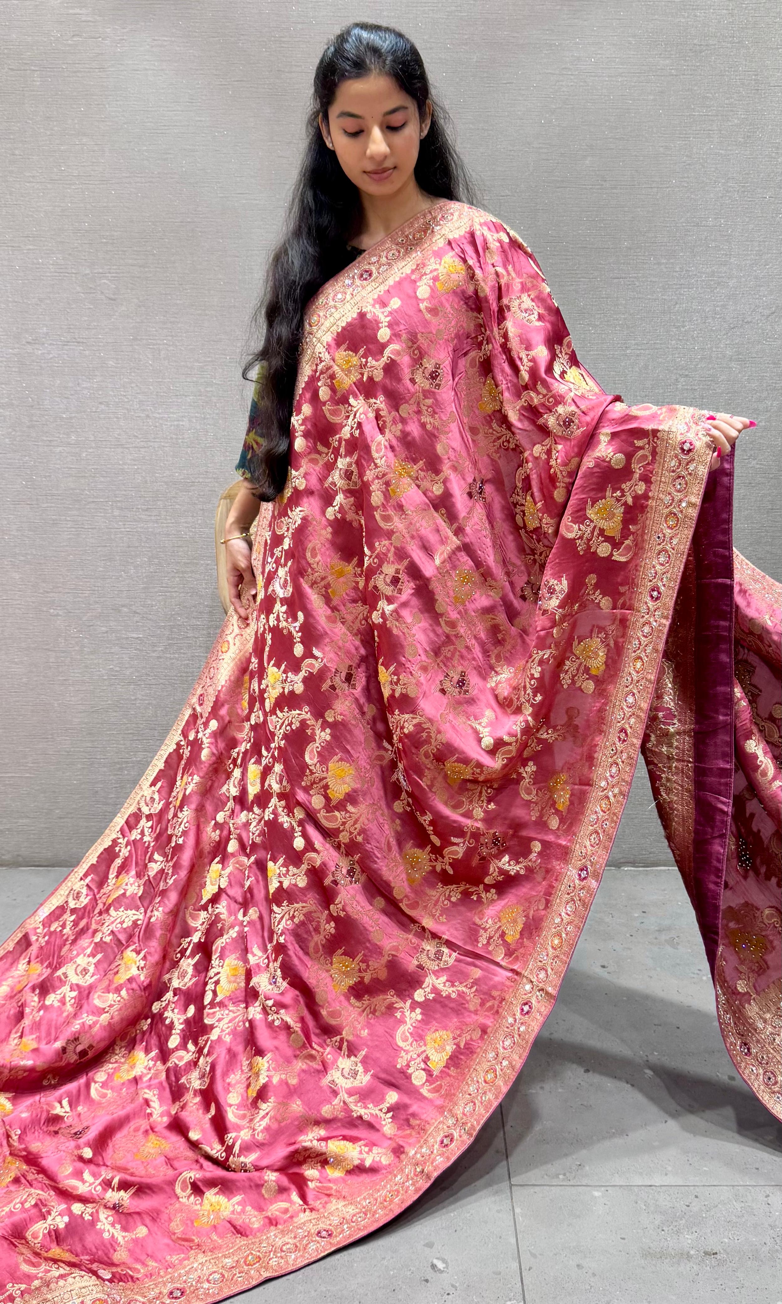 Onion pink saree