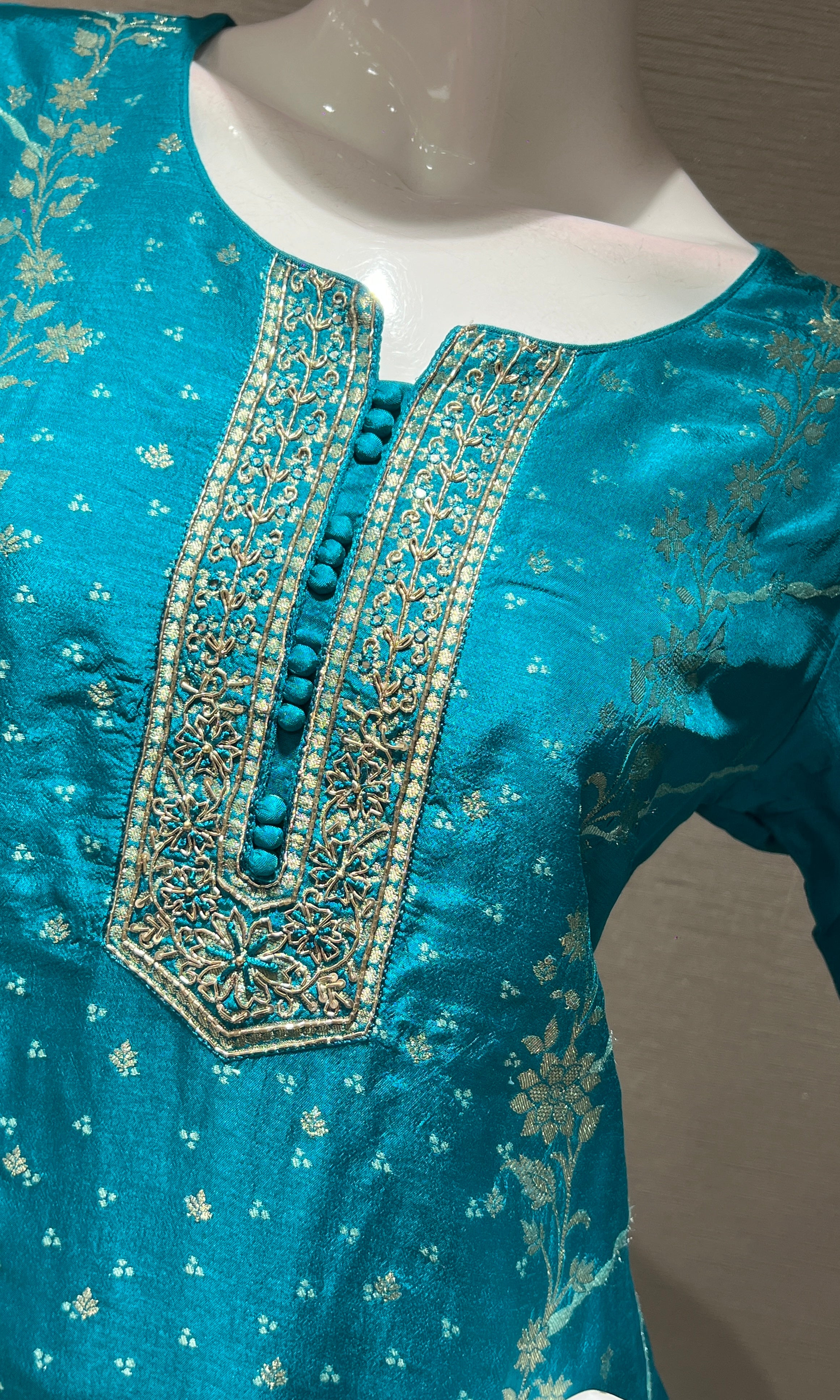 RAMA FLORAL PRINT EMBROIDERED KURTA SET