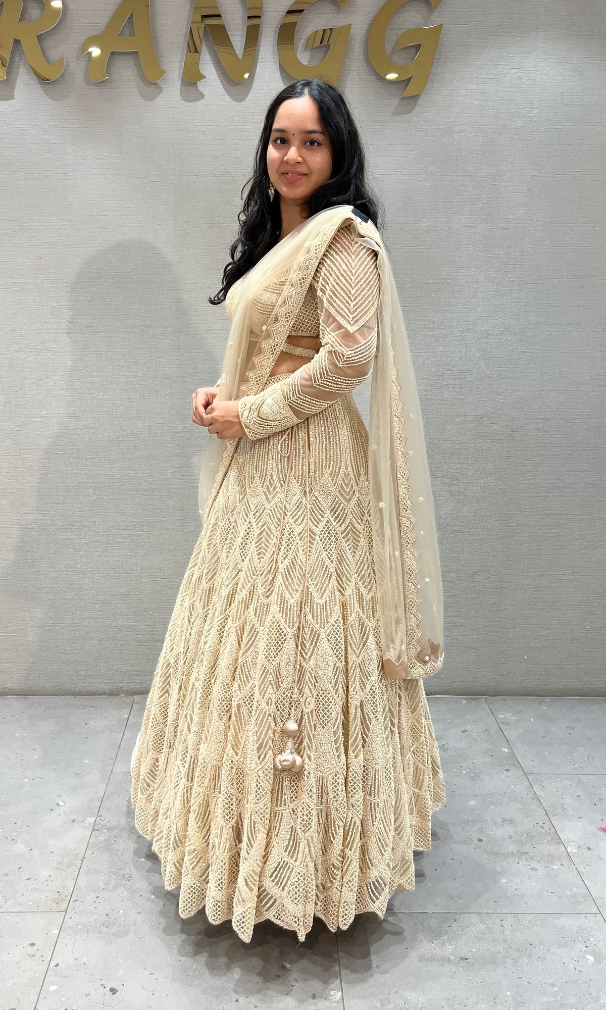 GOLDEN GLOW INTRICATE THREAD EMBROIDERY BRIDAL LEHENGA
