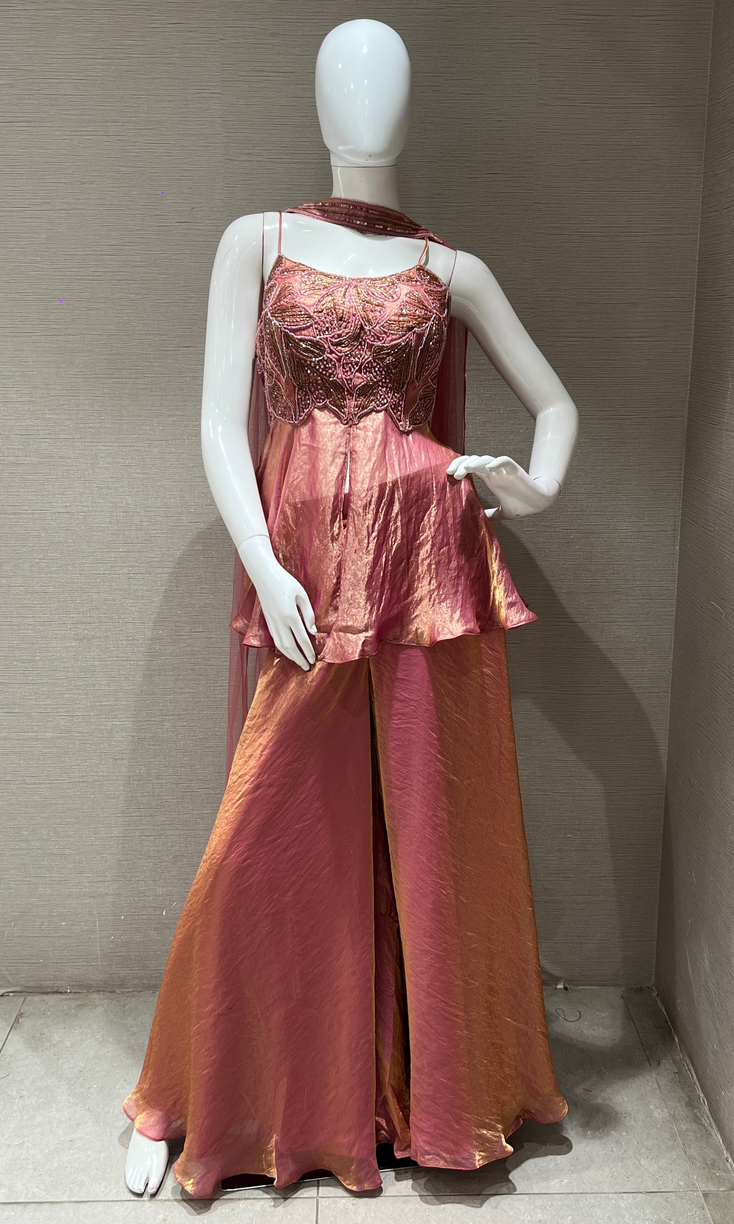 Onion pink palazzo
