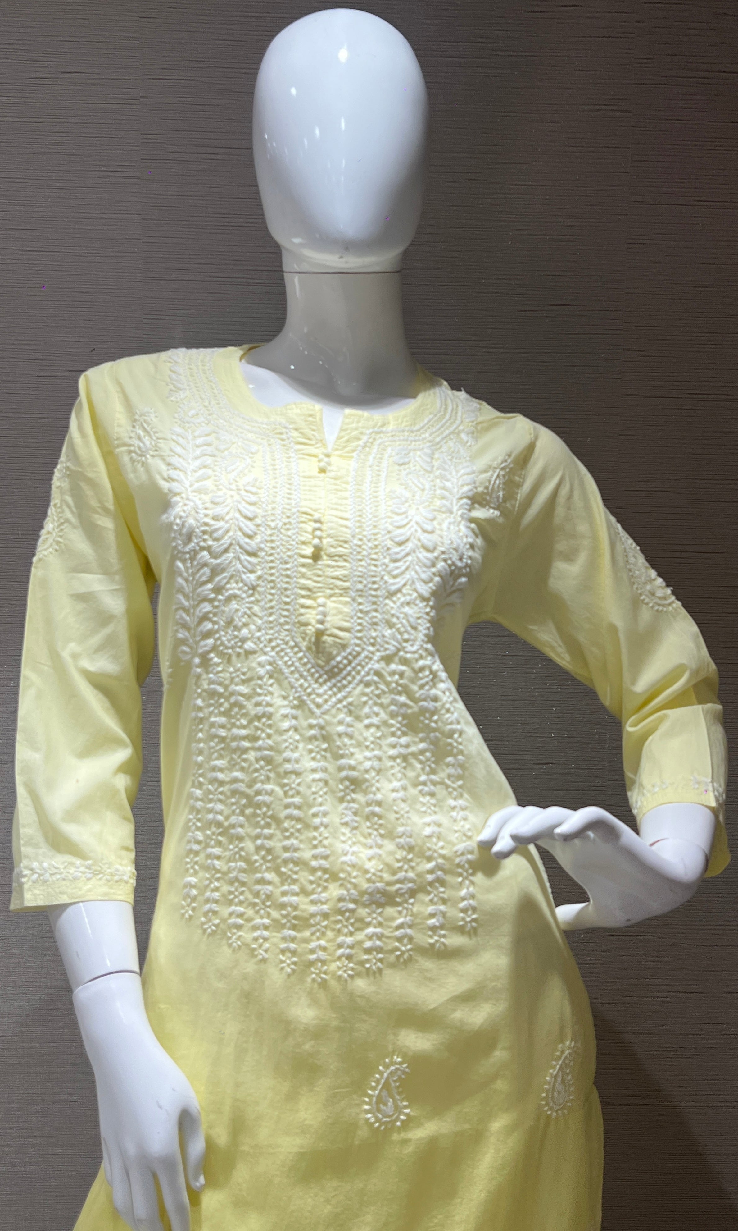 Light yellow top