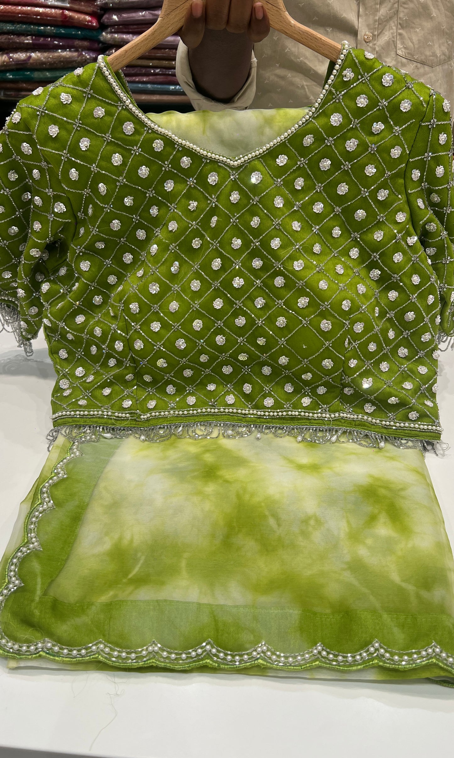 Green Tie and Dye saree with ready blouse 4321