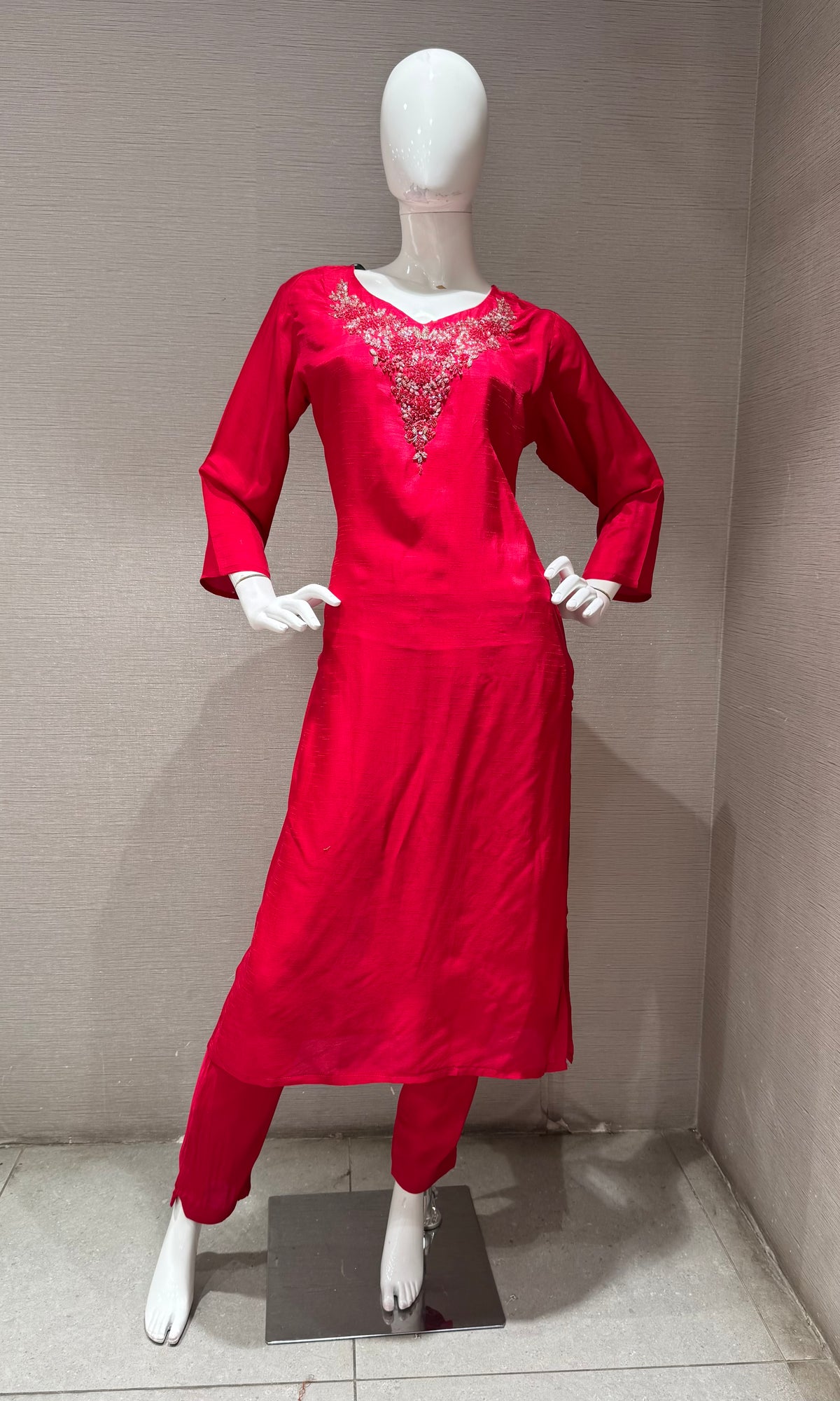 Red Mul Chanderi Kurta Set with Striped Dupatta