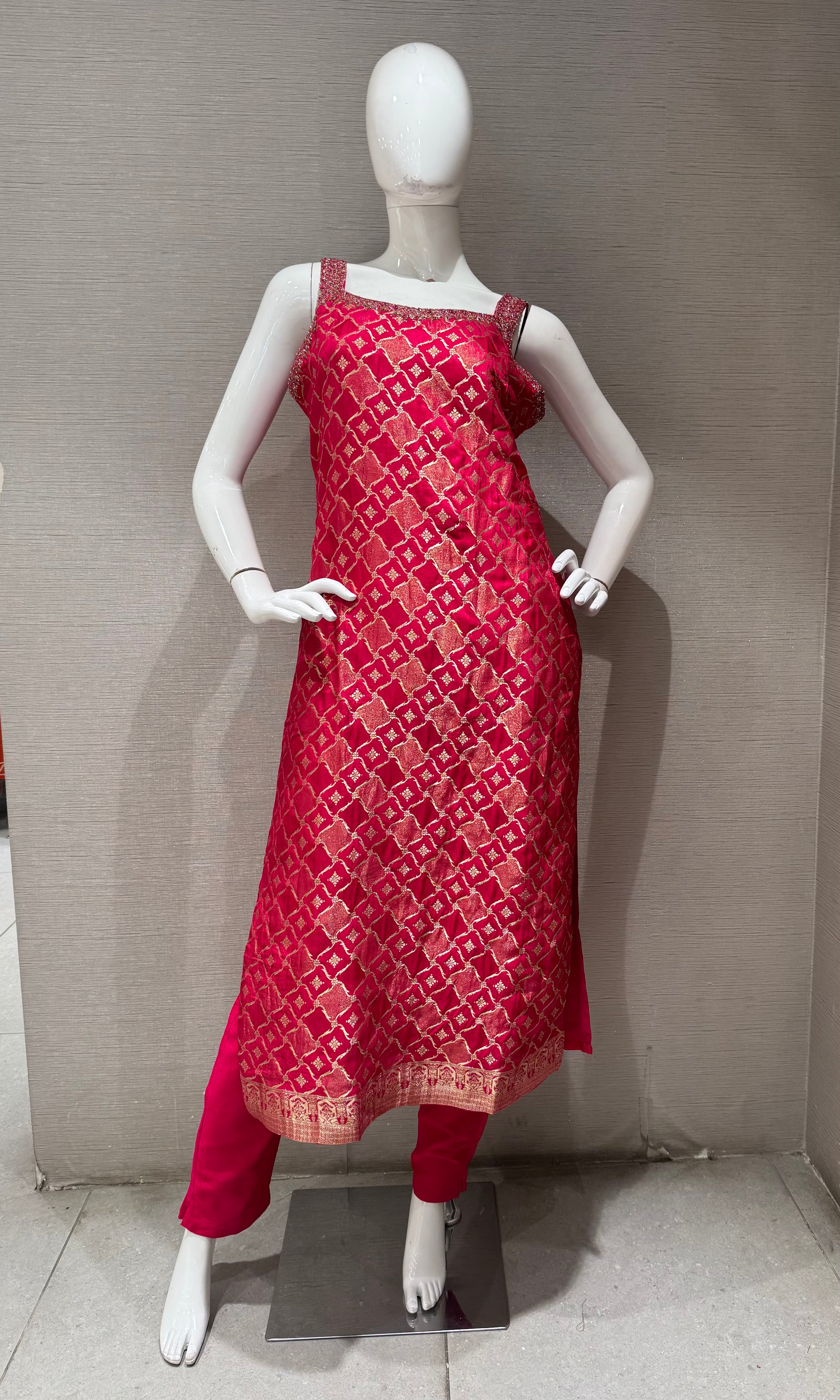 Pink Geometric Ethnic Kurta Set