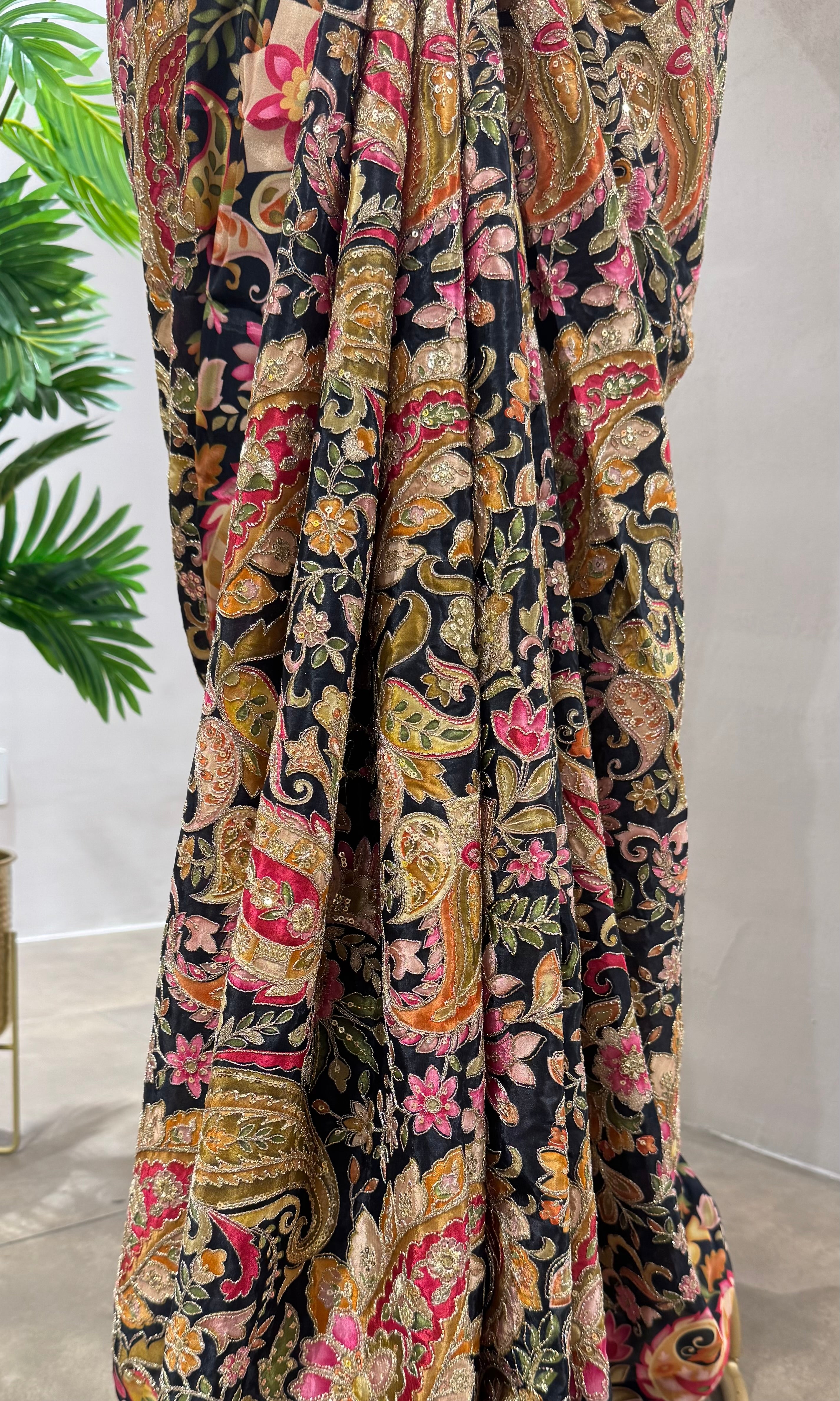 DESIGNER BLACK PAISLEY WORK SAREE WITH BLOUSE