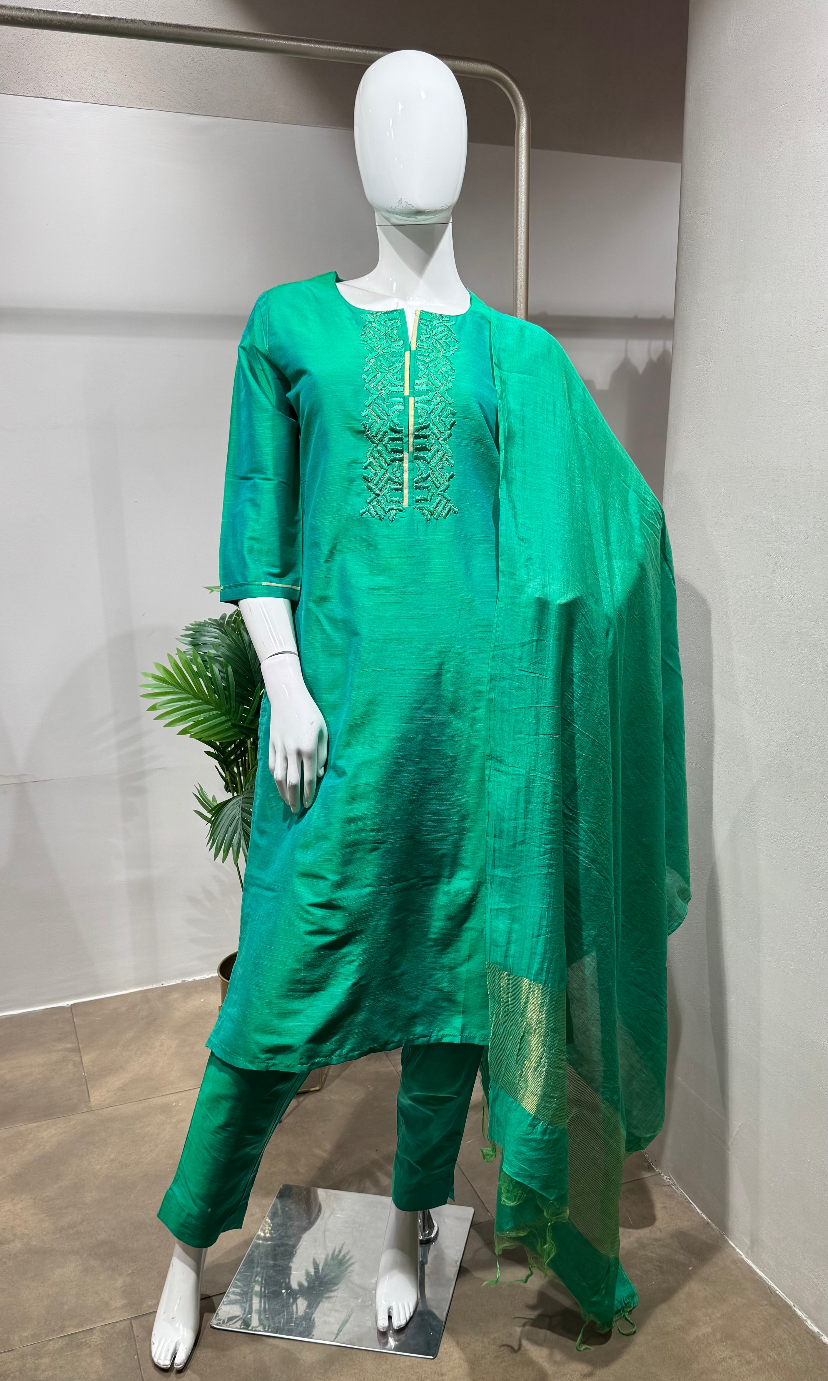 Green Embroidered Silk Straight kurta set