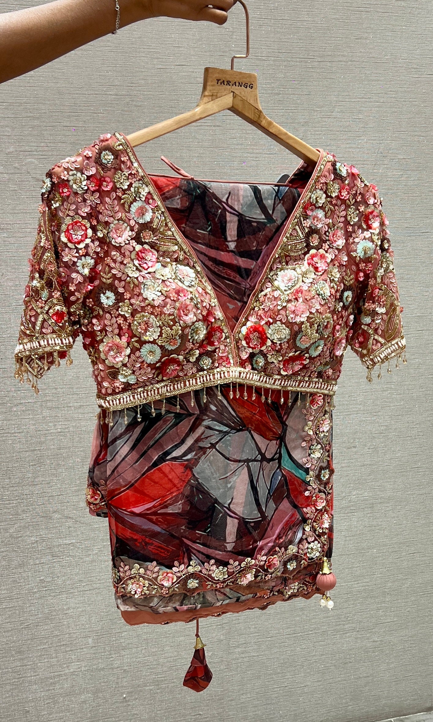 Onion pink saree with ready blouse