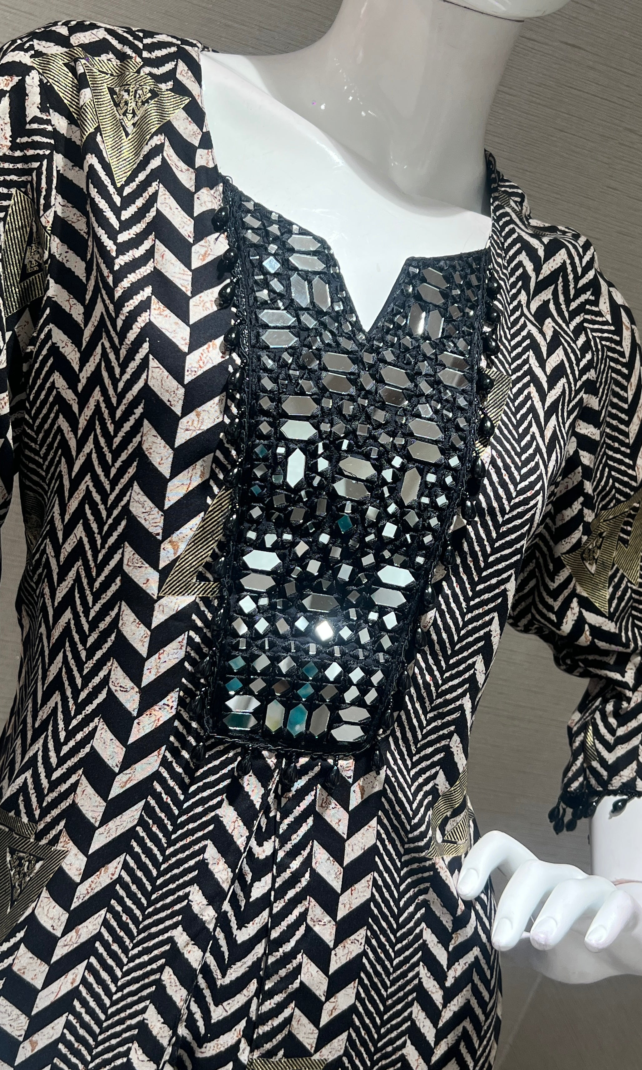 Black and White Geometric Print cord set