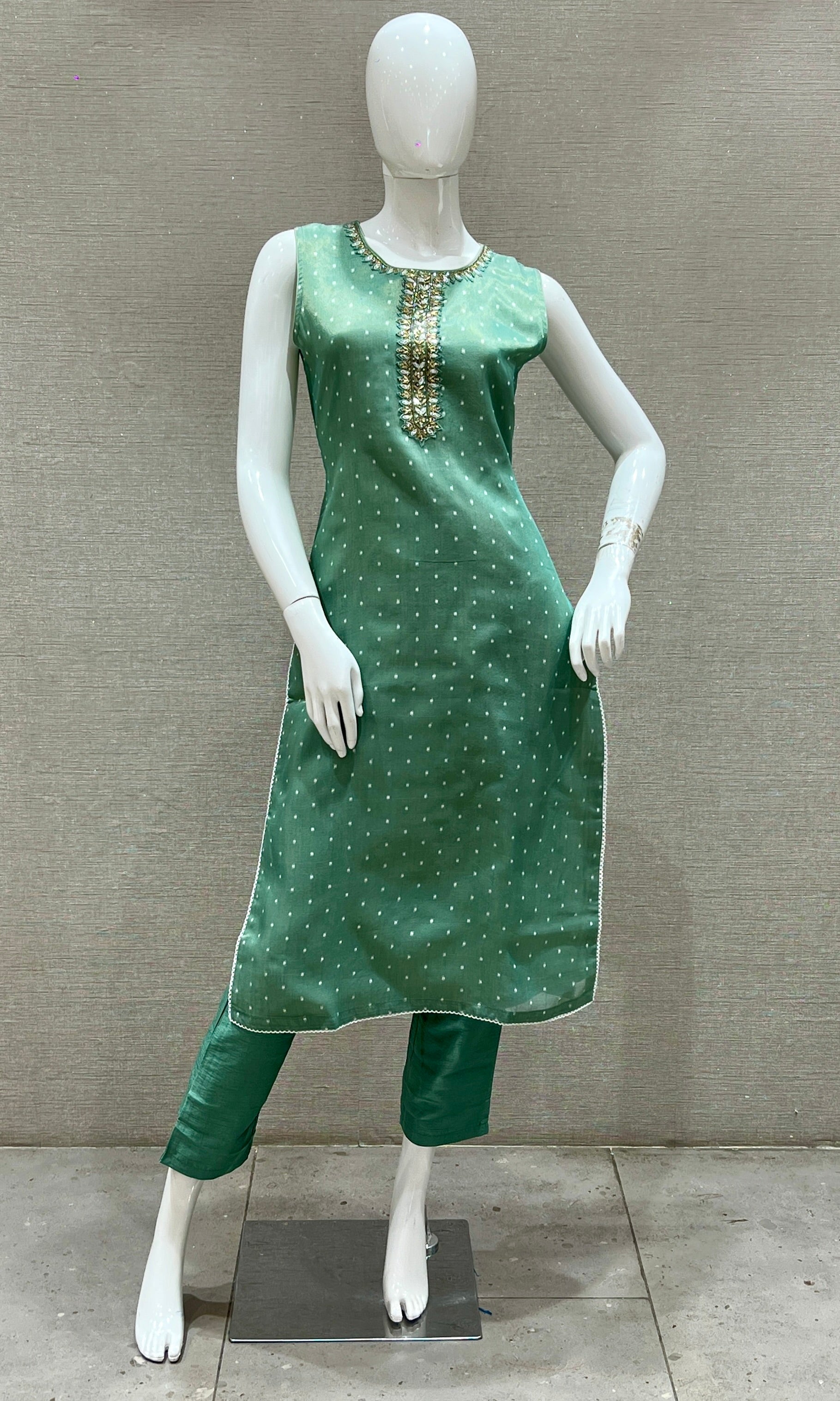 Green kurta set