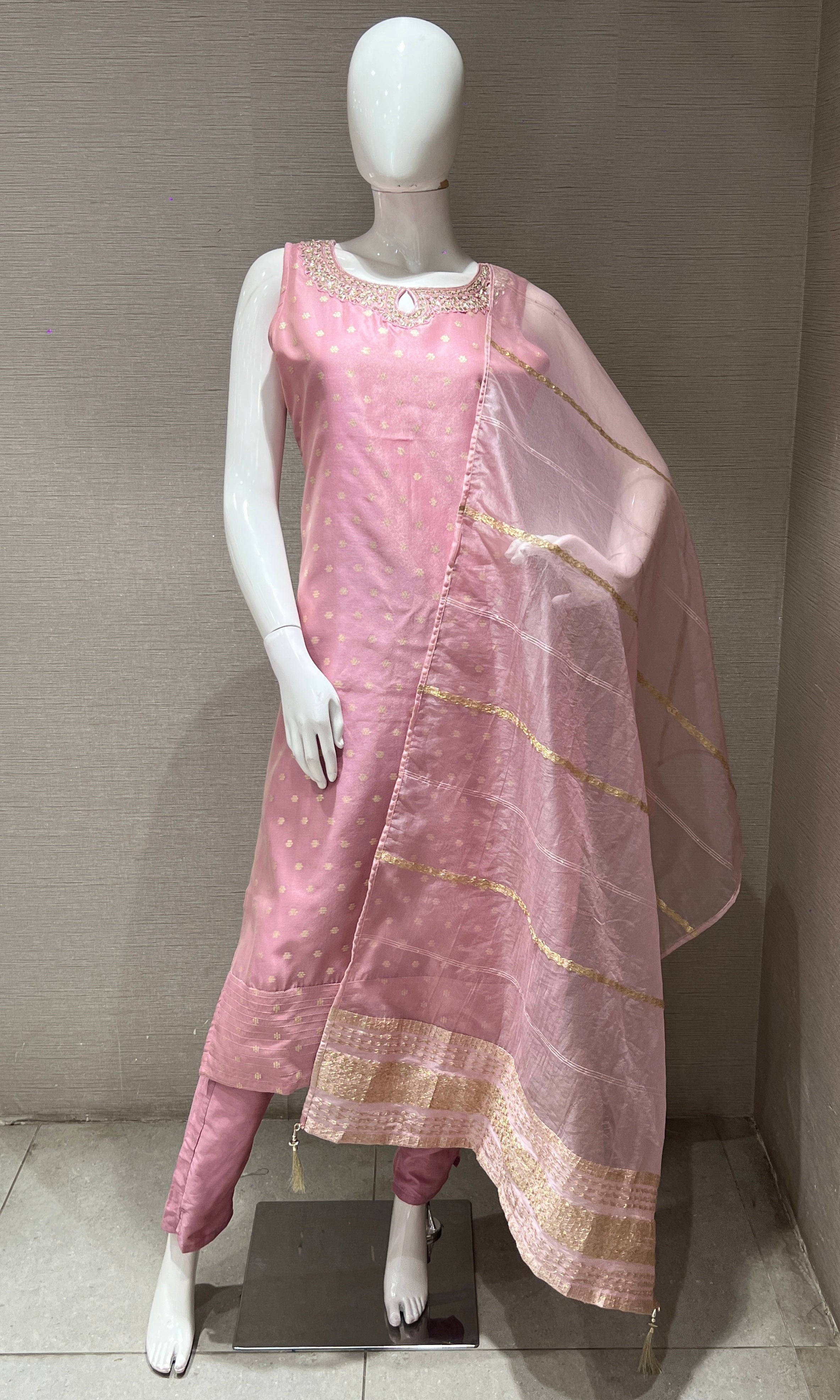 Onion pink ETHNIC kurta set