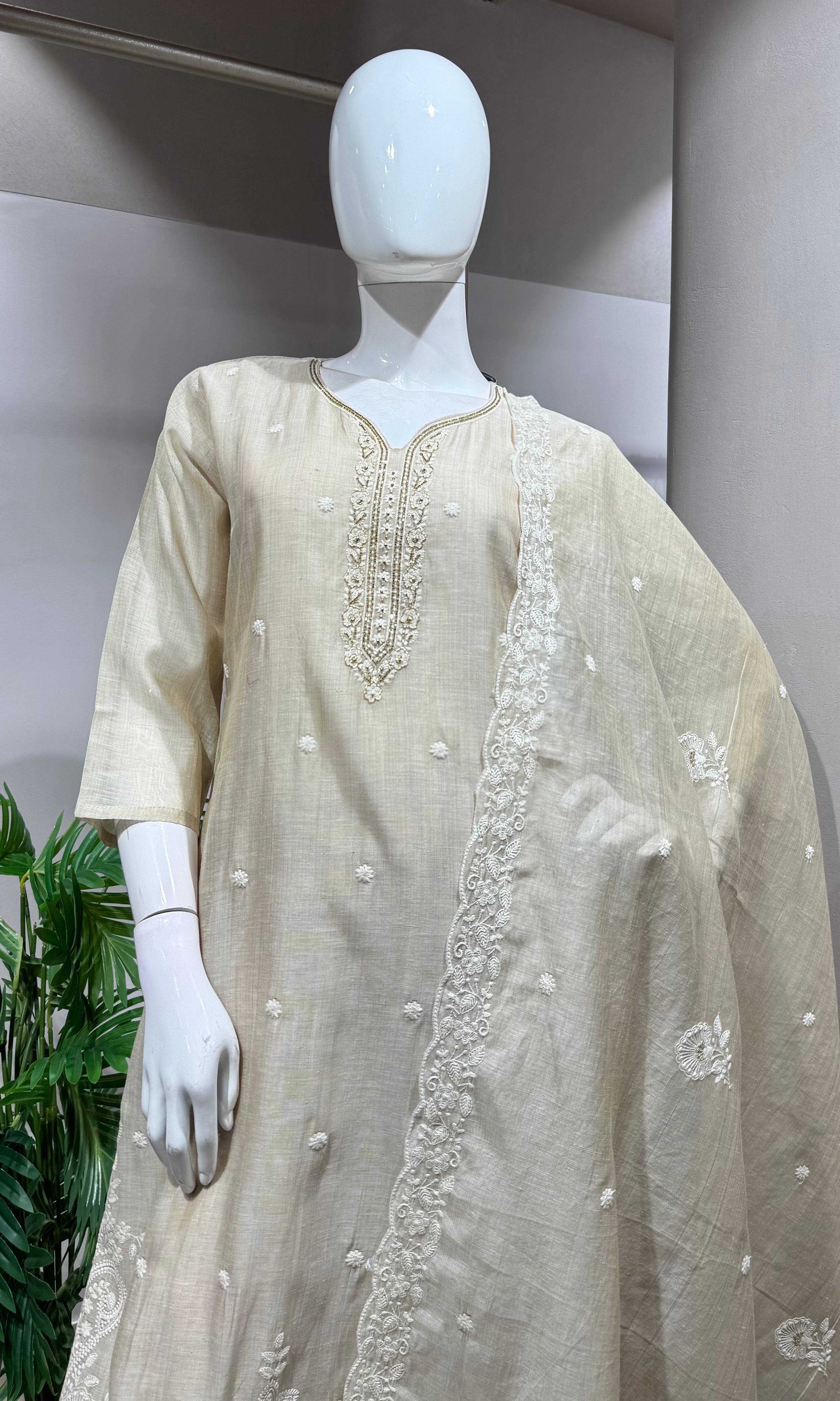 BEAGH Embroidered Chanderi KURTA SET