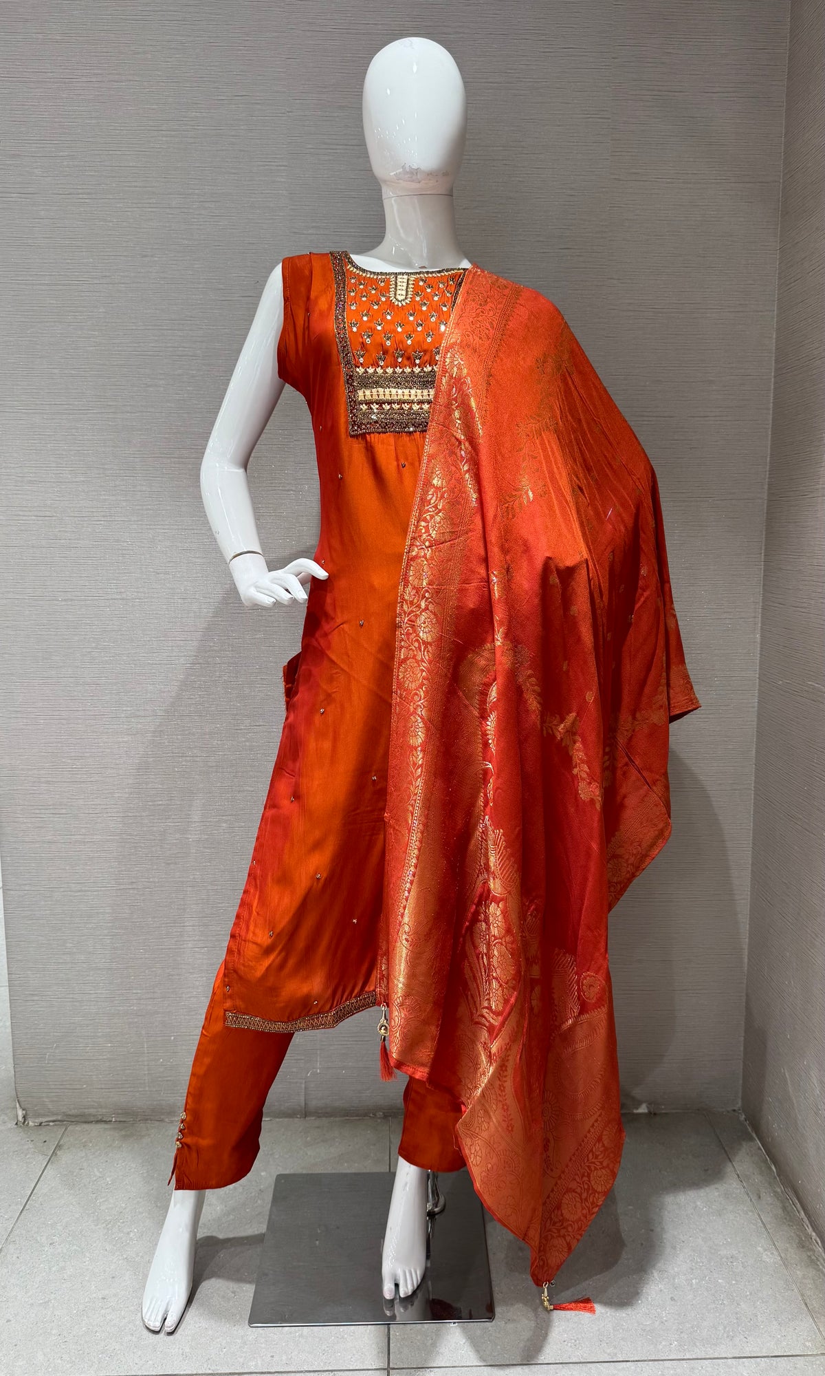 RUST SILK ETHNIC KURTA SET WITH BANARASI DUPATTA
