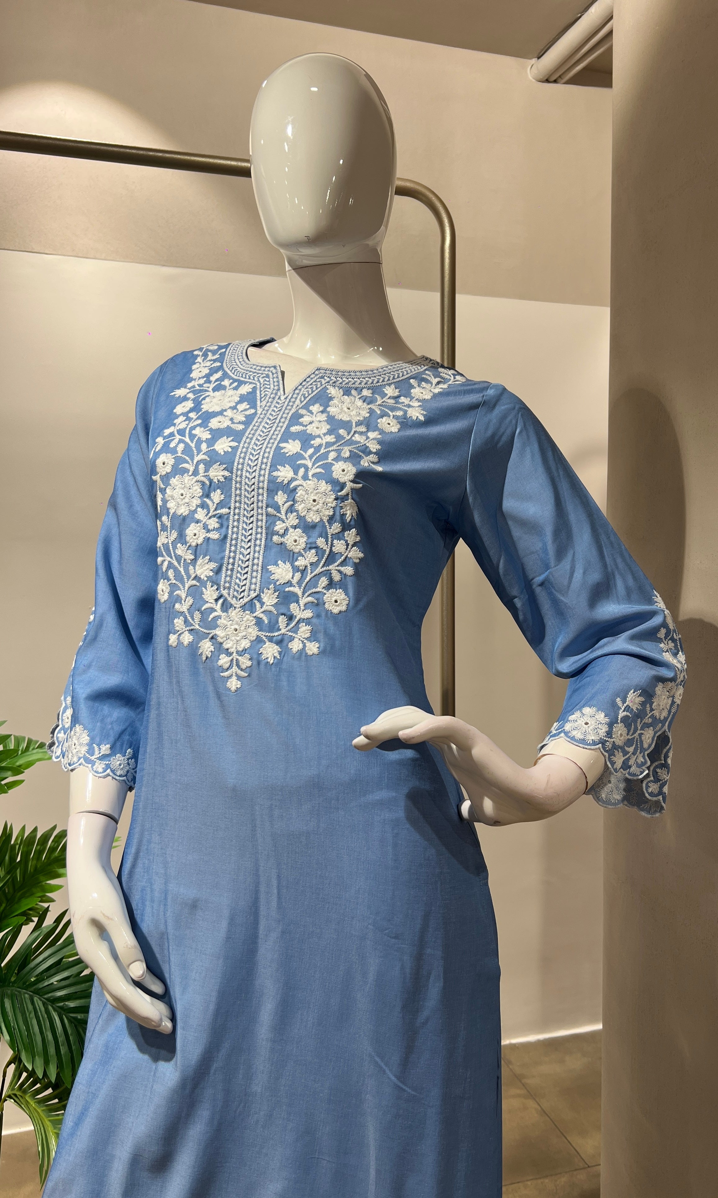 BLUE lucknowi chikankari kurta ser