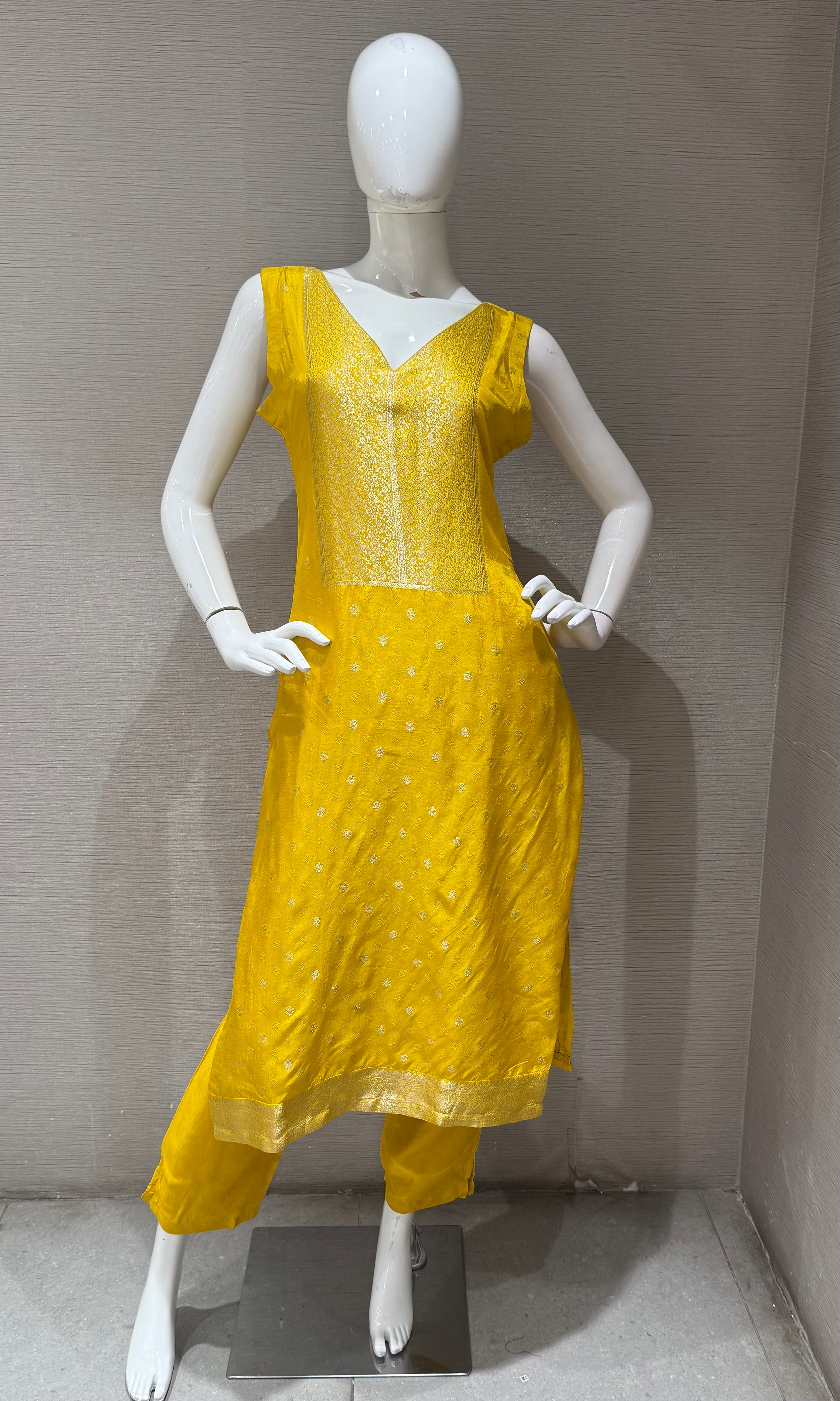 Yellow Banarasi silk Kurta set with Golden Border dupatta