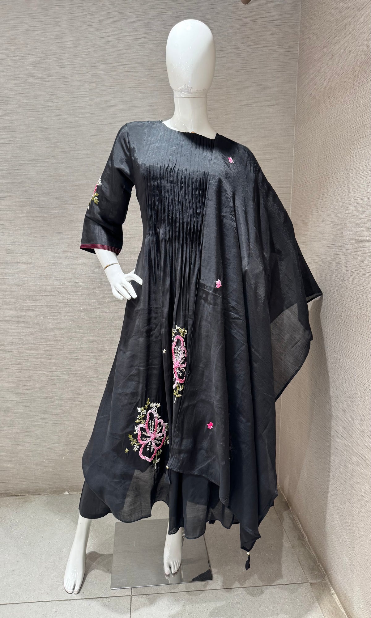 Black Mul Cotton Floral Printed Kurta set & Dupatta