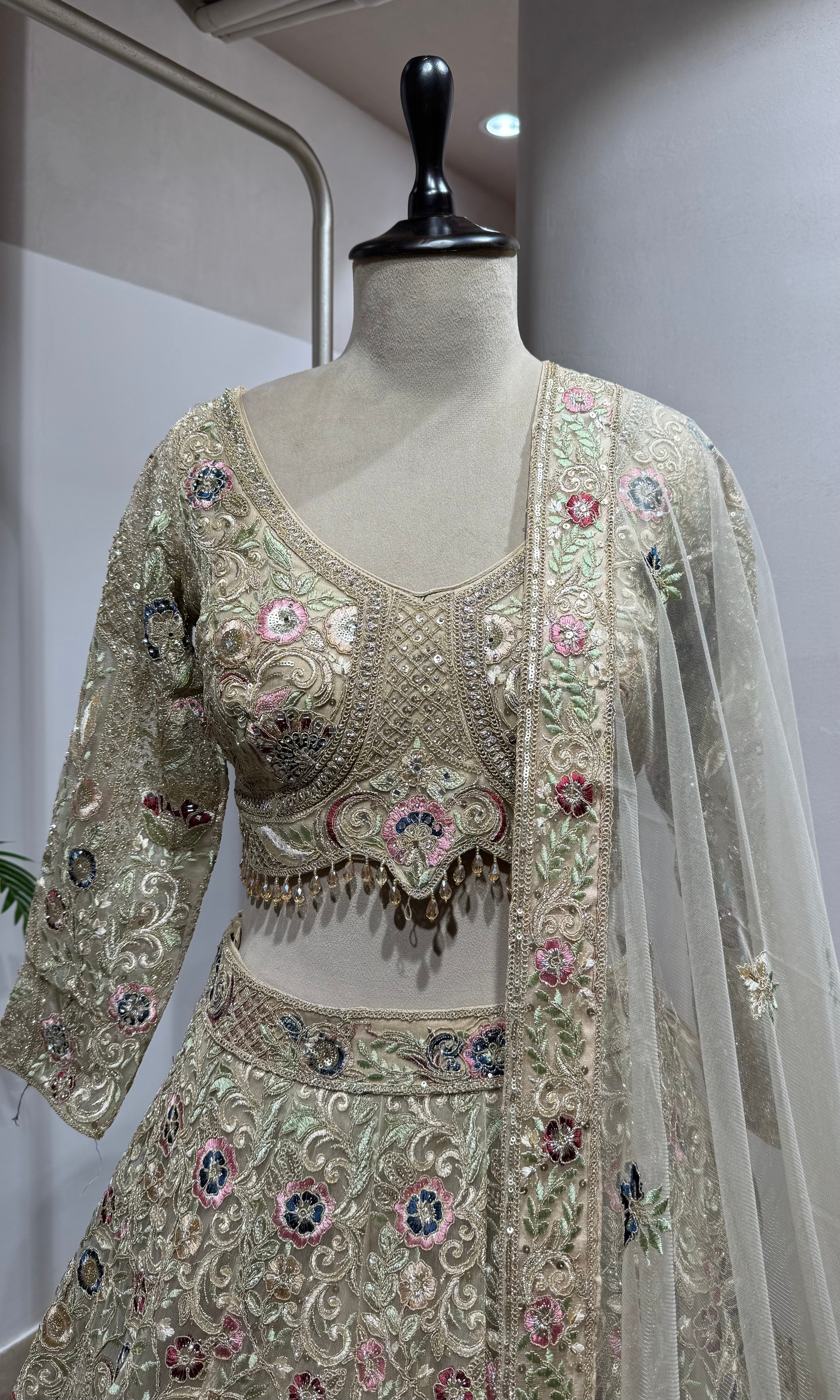 beagh gold bridal lehenga choli