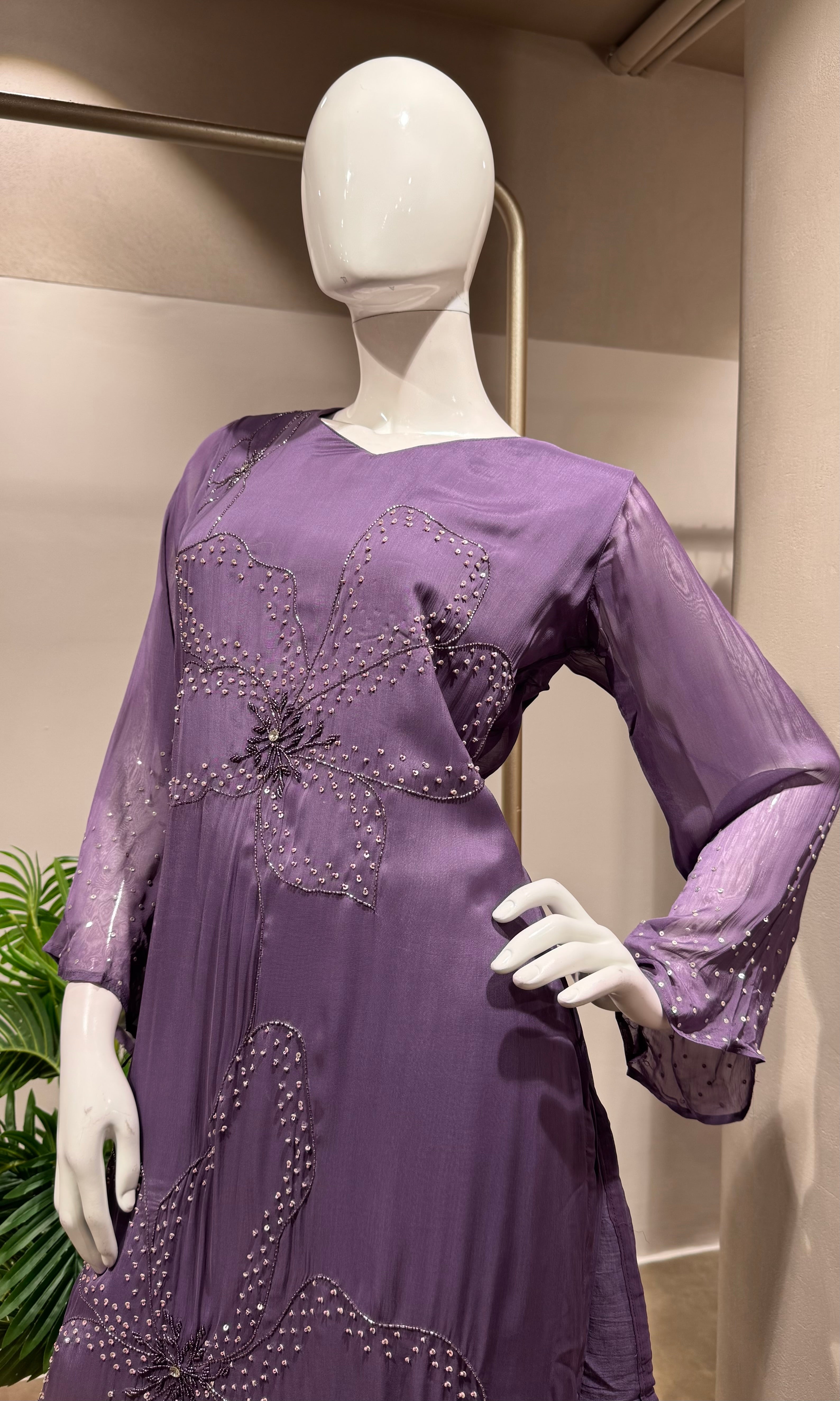 PURPLE FLORAL THREAD EMBROIDERED KURTA SET