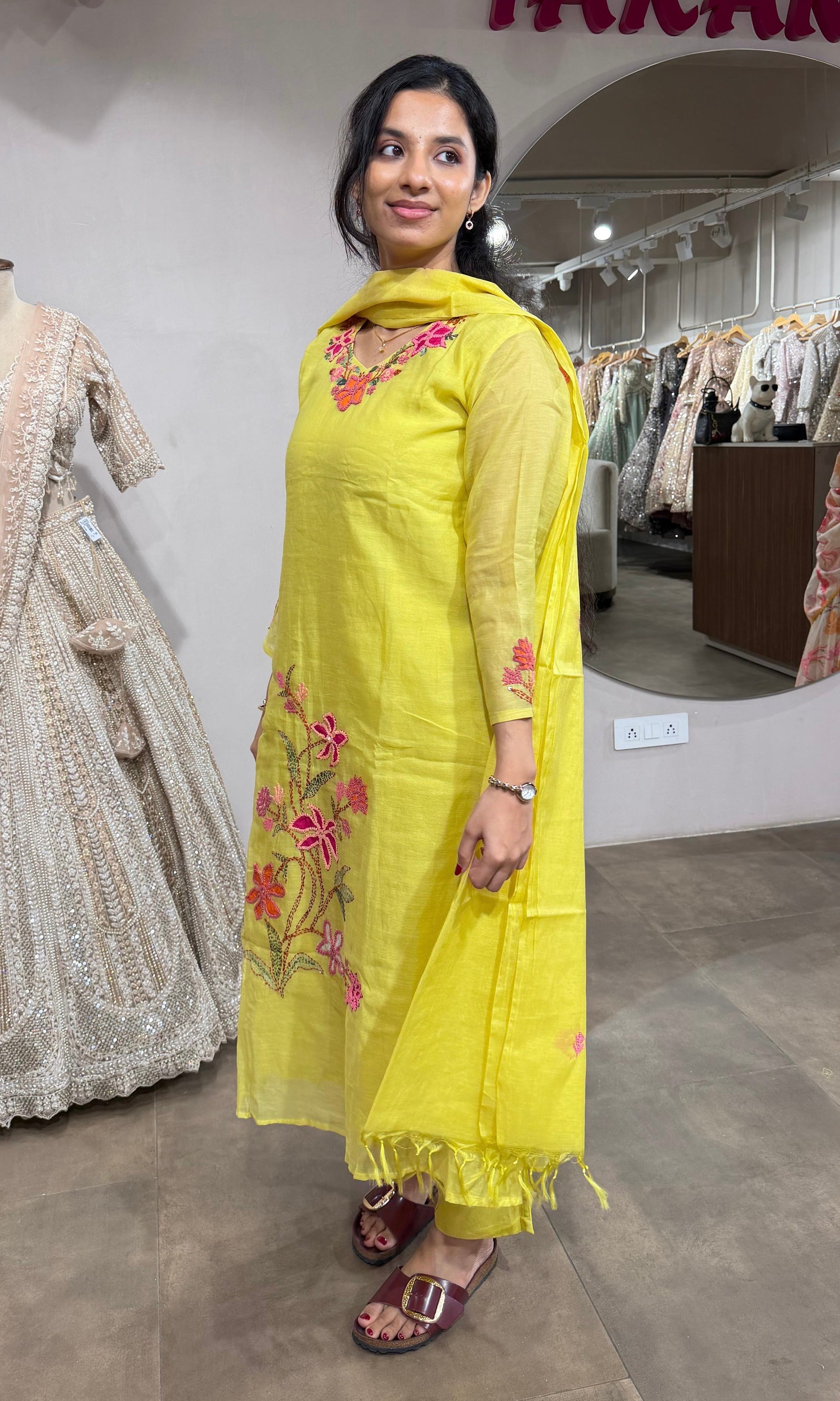 Green Cotton Kurta Set with Botanical Embroidery