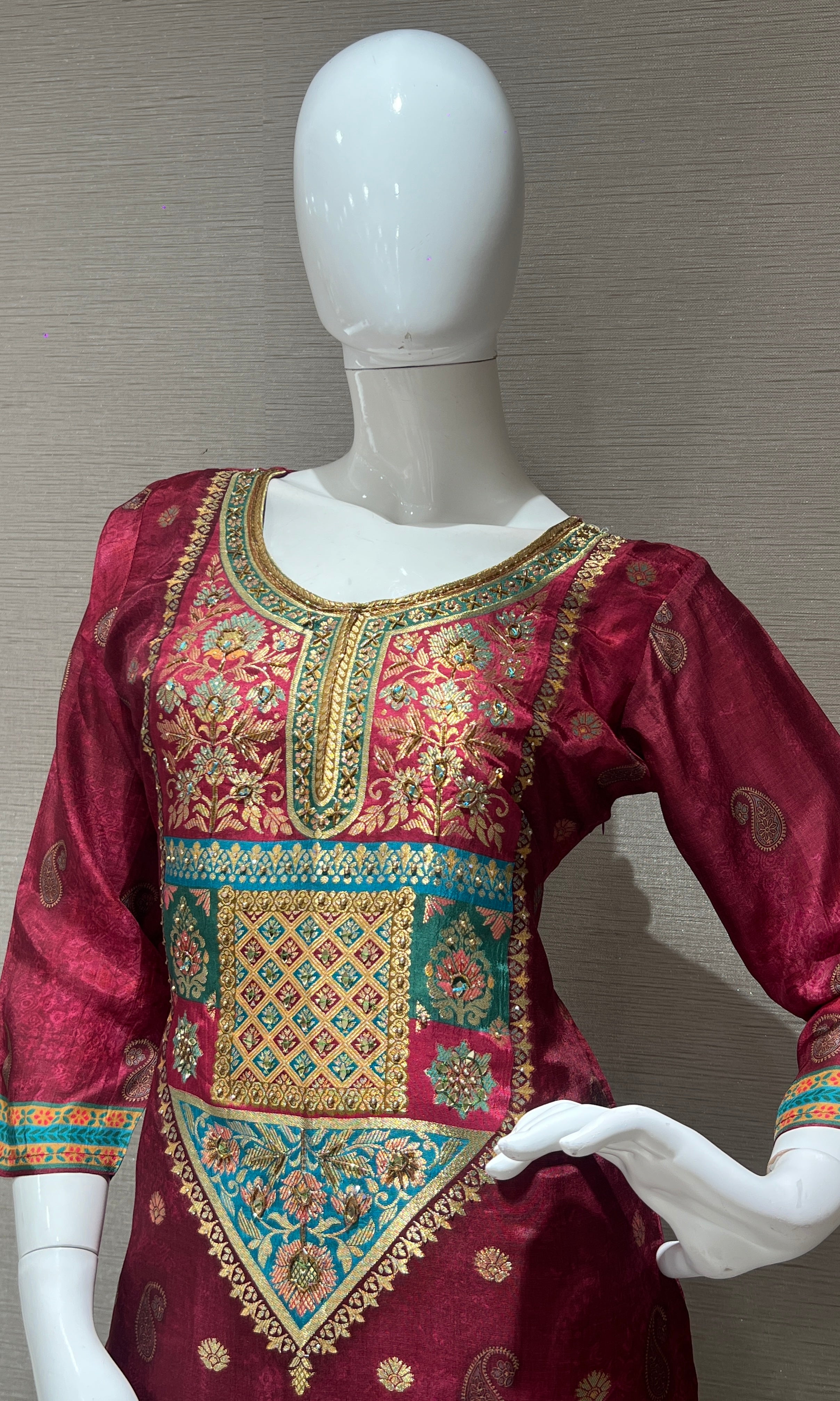 Maroon kurta set