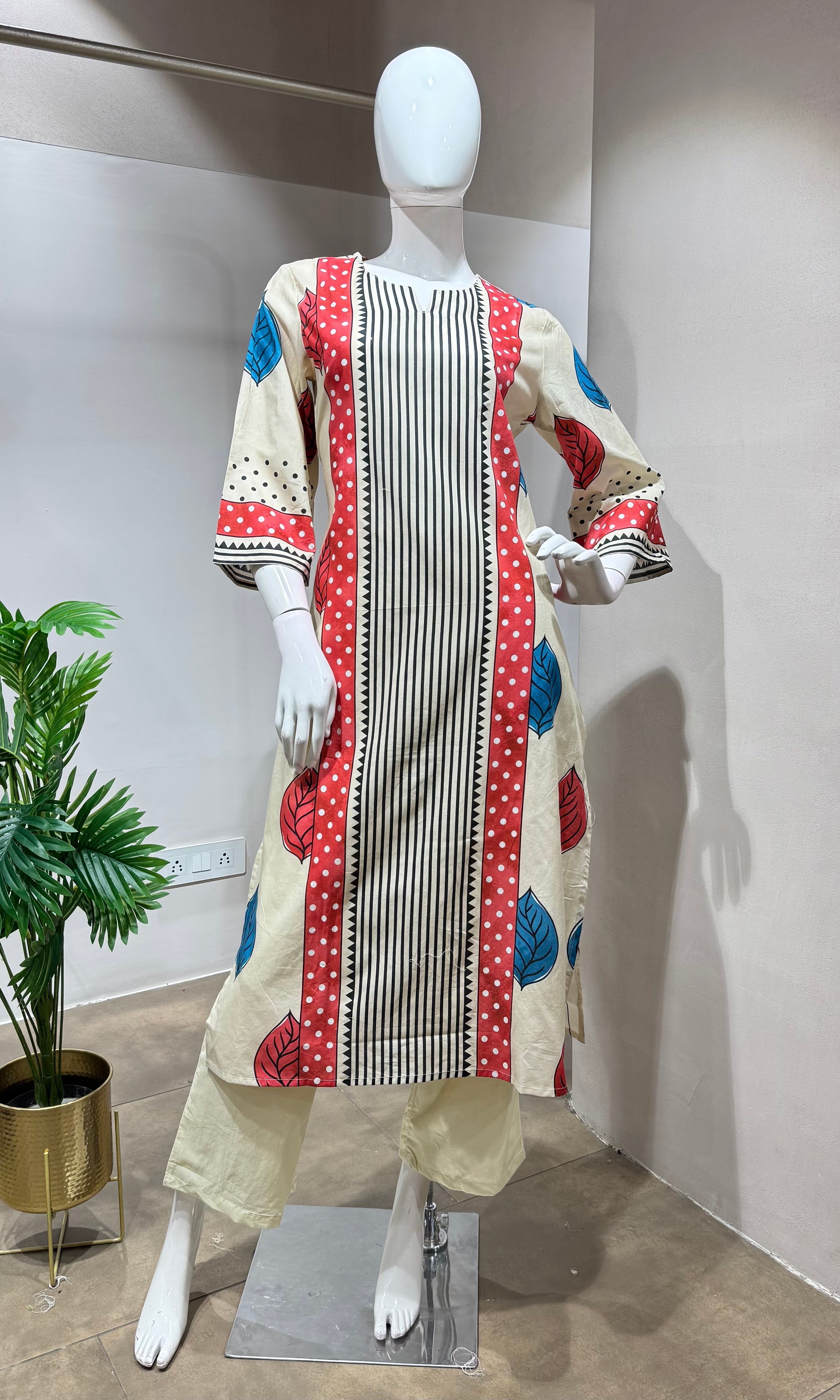 cream digital pattern kurti with pants