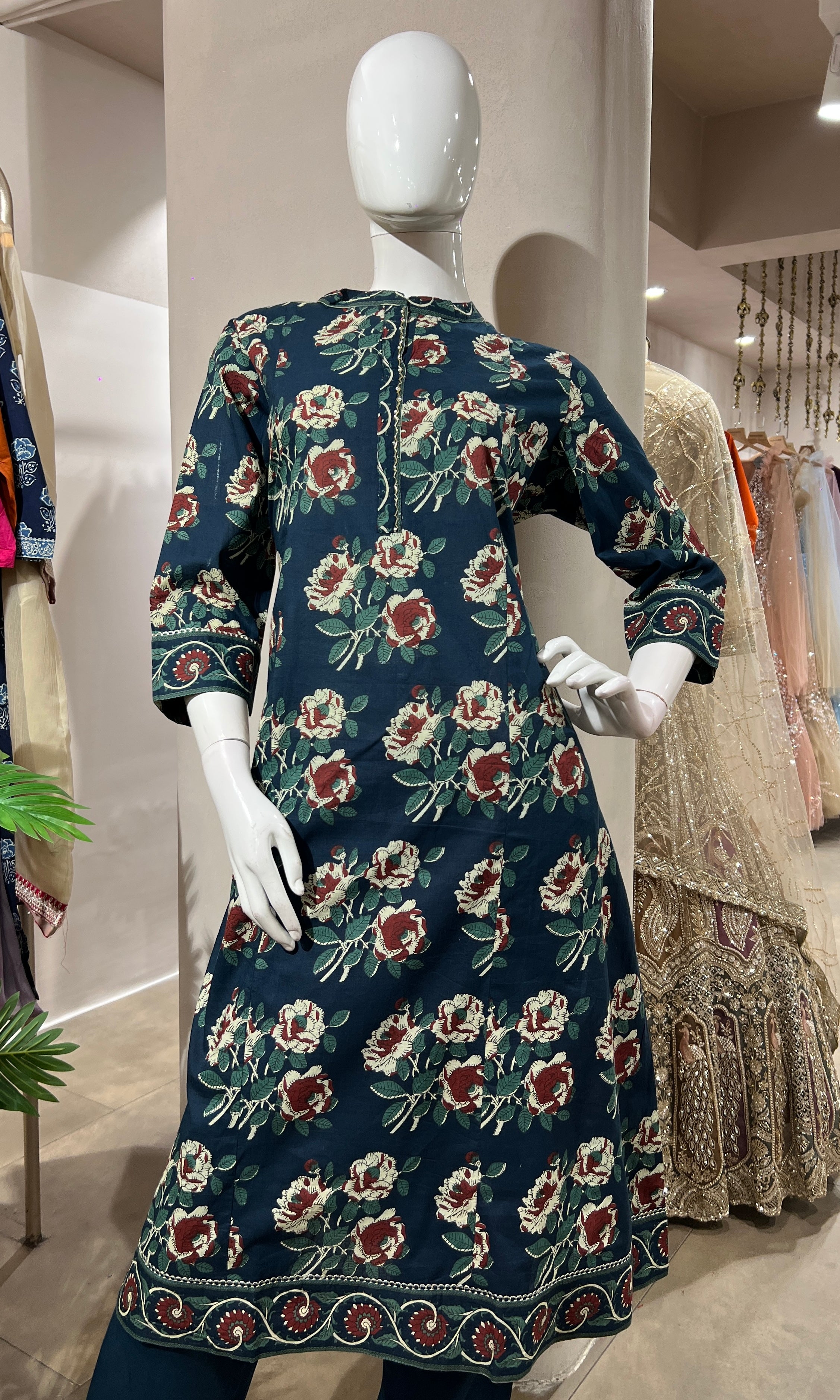 BLUE FLORAL PRINT KURTA SET