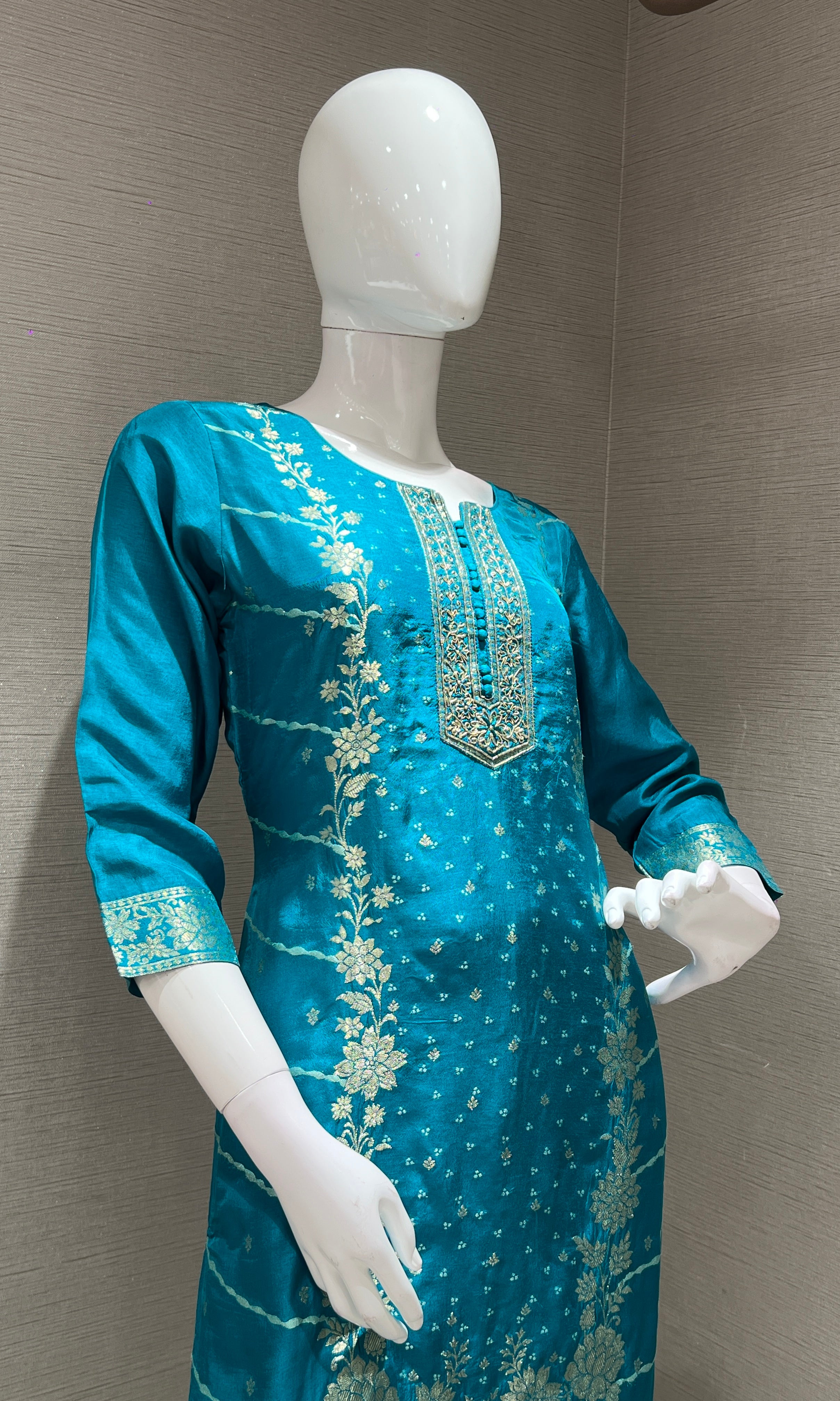 RAMA FLORAL PRINT EMBROIDERED KURTA SET