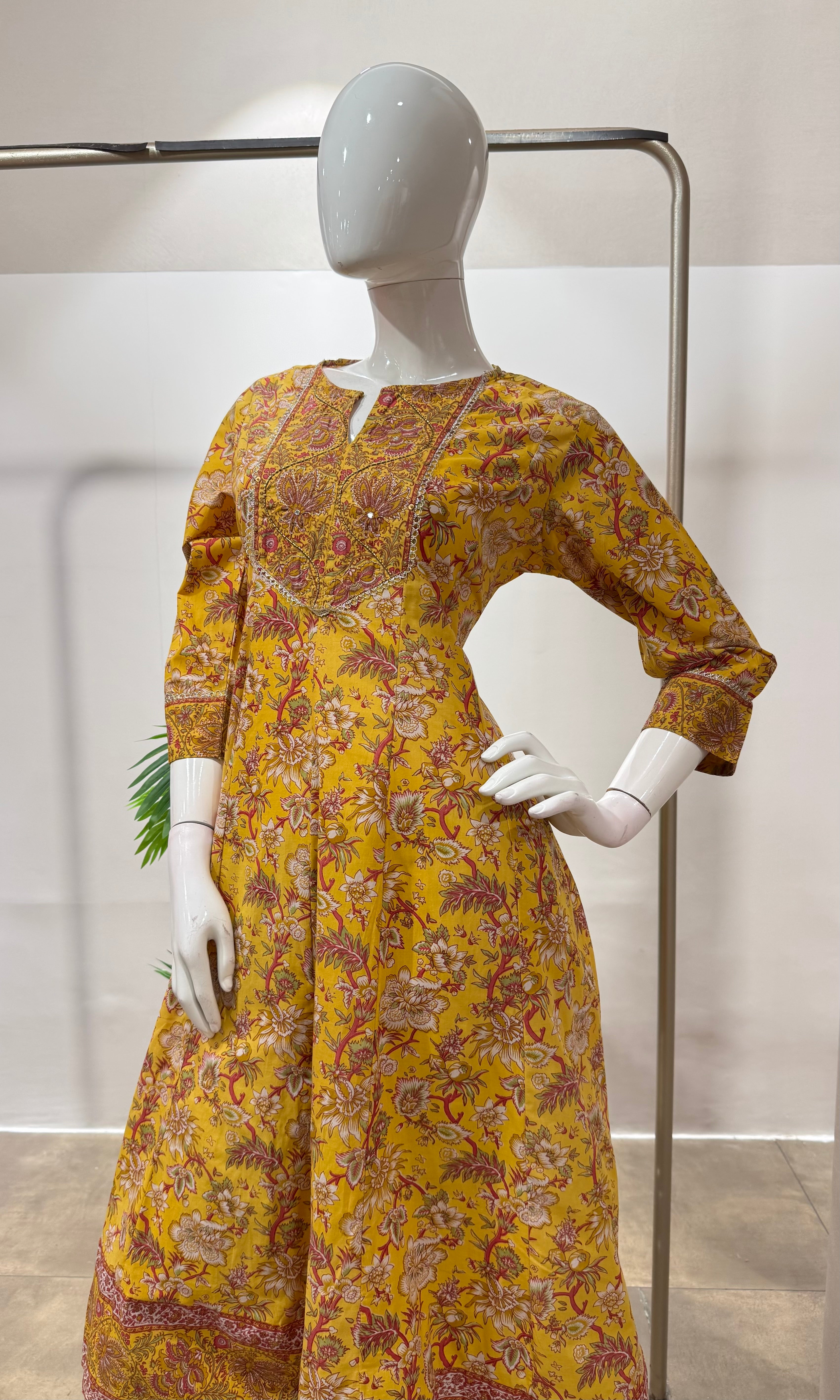 YELLOW ETHNIC PRINTED KURTA SET