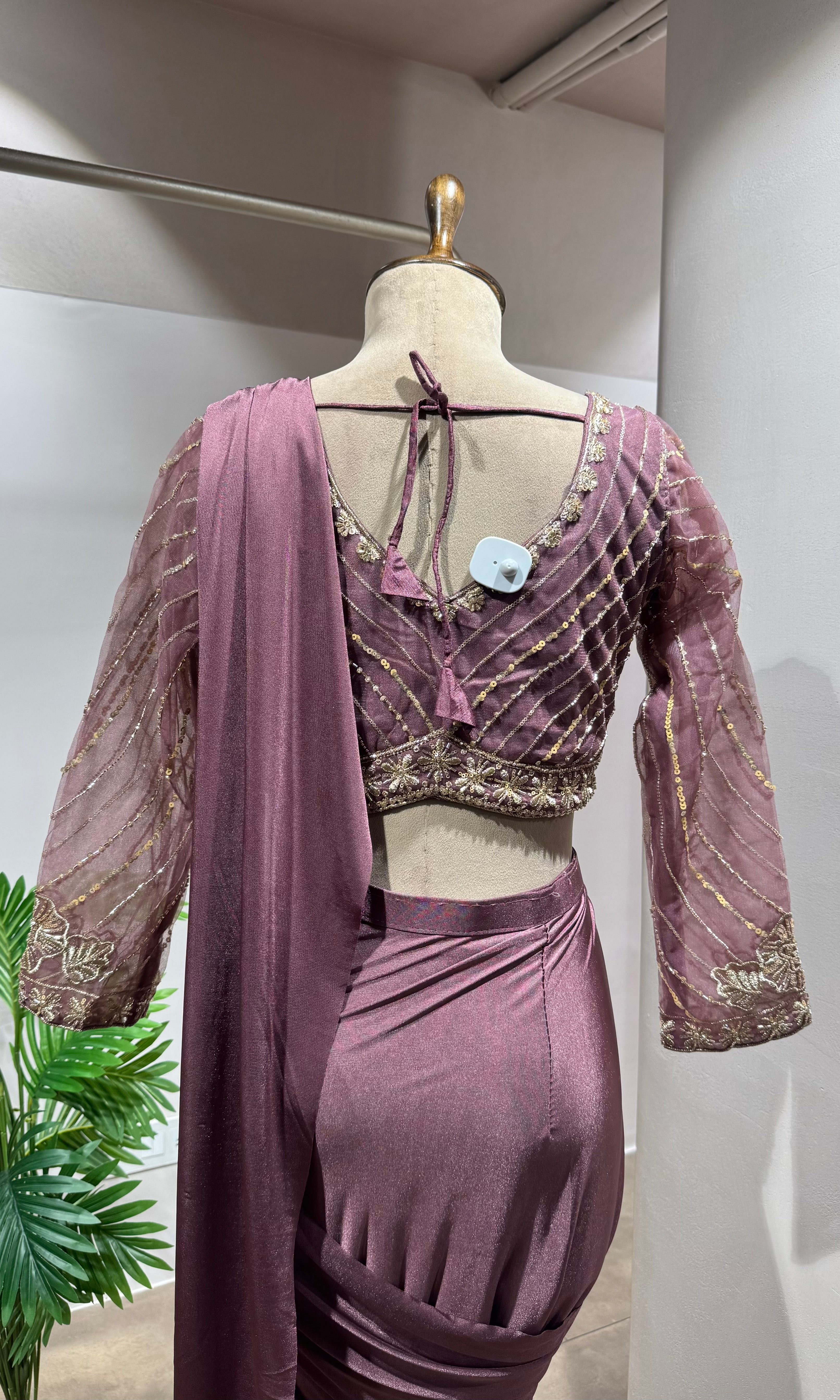 WINE DRAPE SAREE WITH ETHNIC BLOUSE & BELT