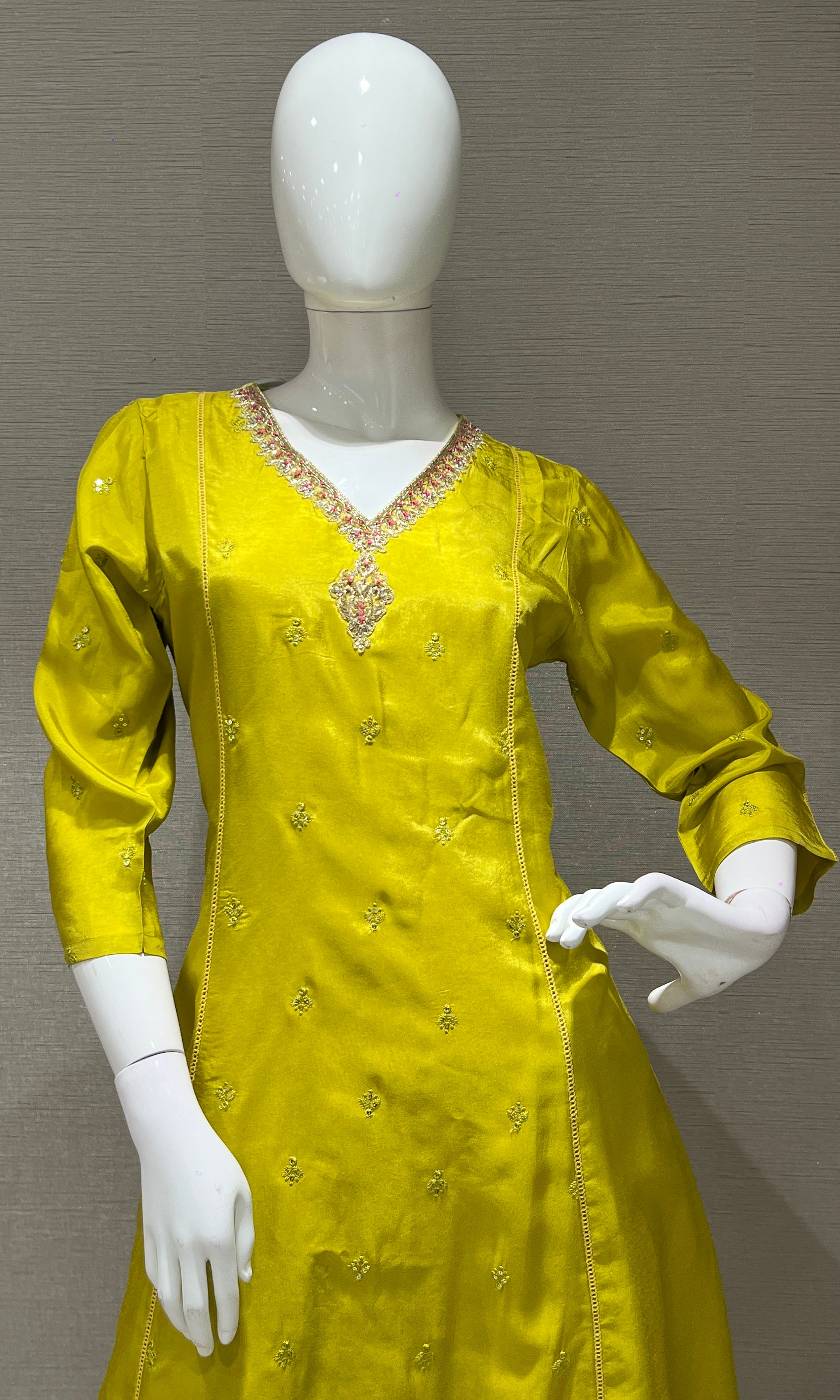 Liril embroidered kurta set with floral dupatta