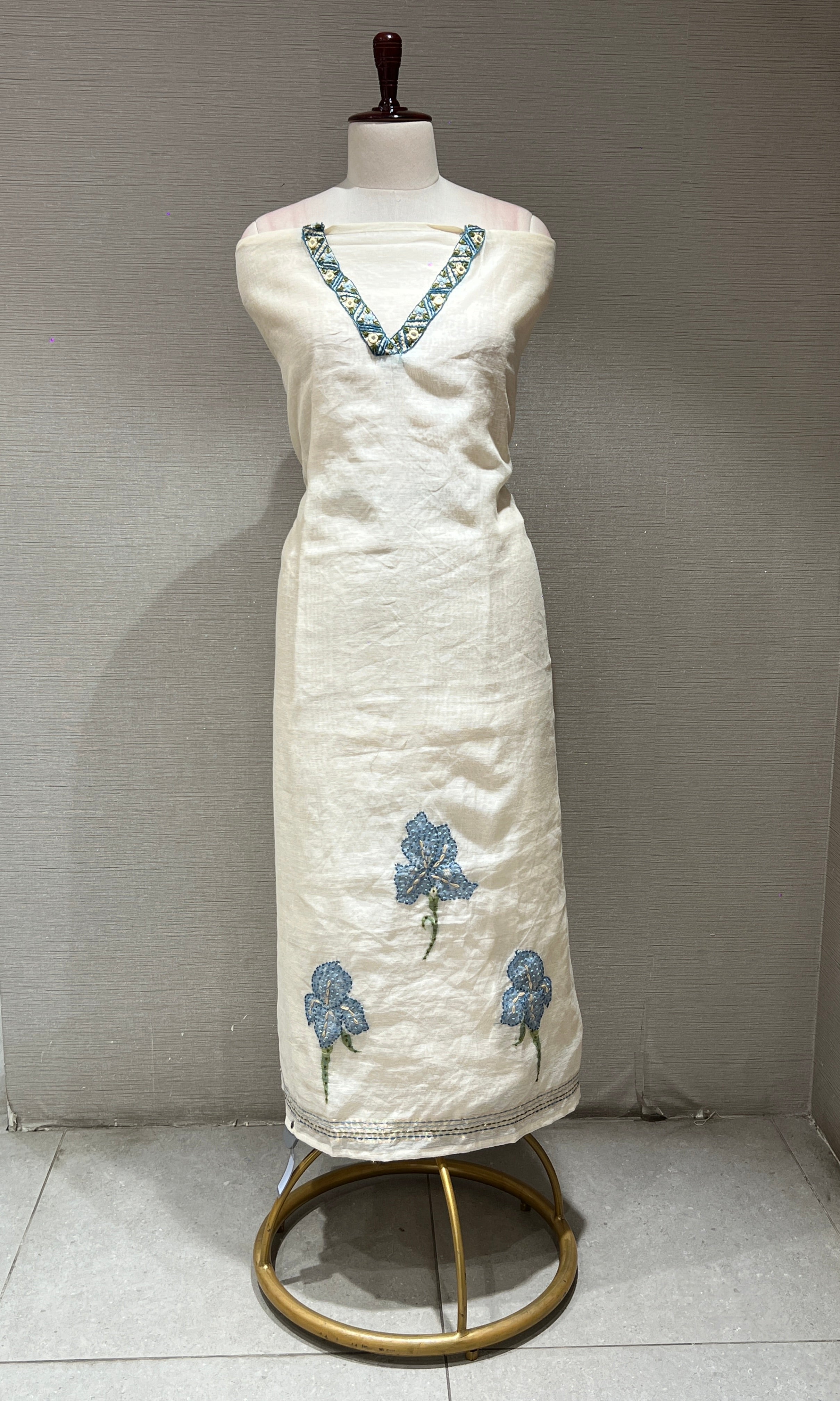 OFF WHITE DRESS MATERIAL