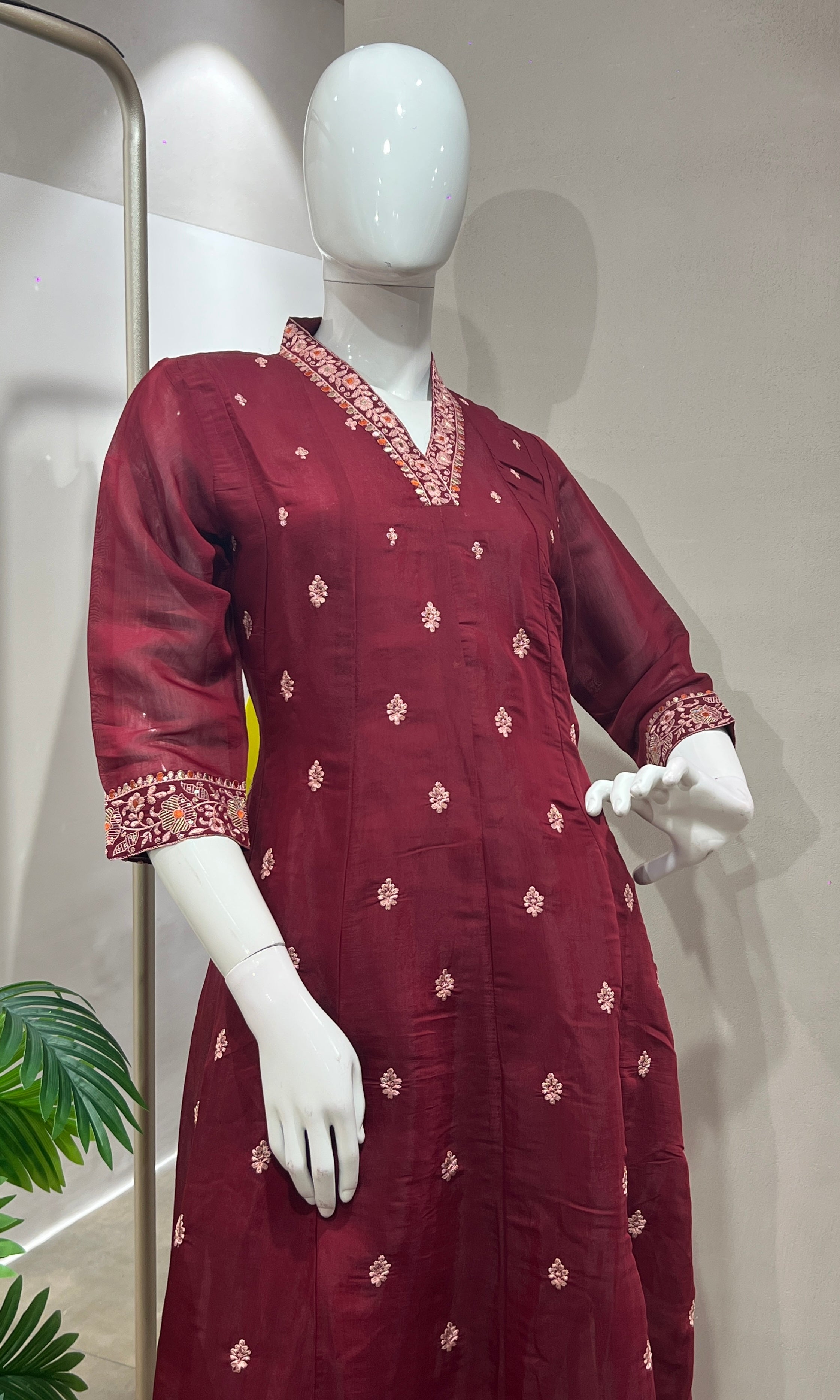 MAROON EMBROIDERED KURTA SET