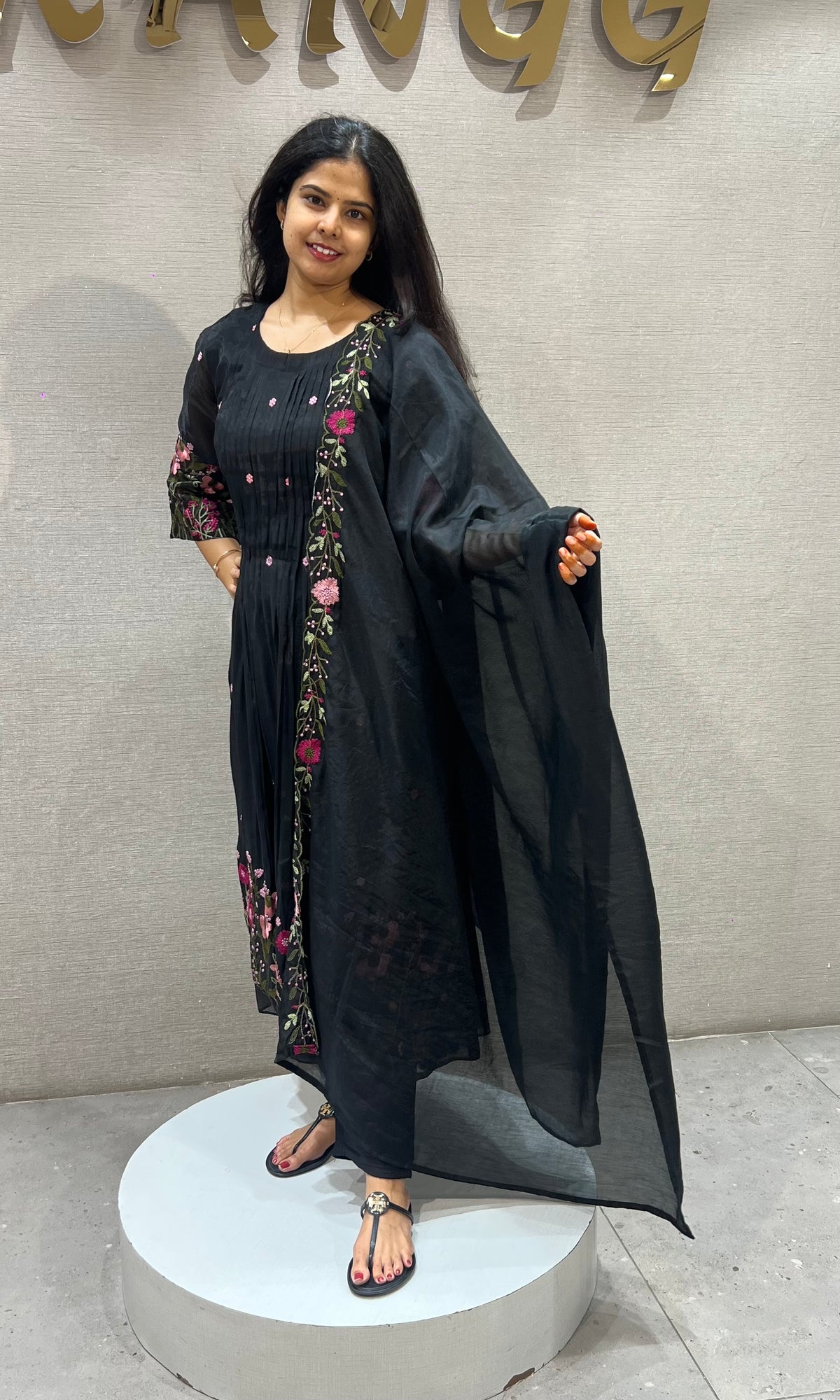 Black mul chanderi floral embroidery kurta set with dupatta