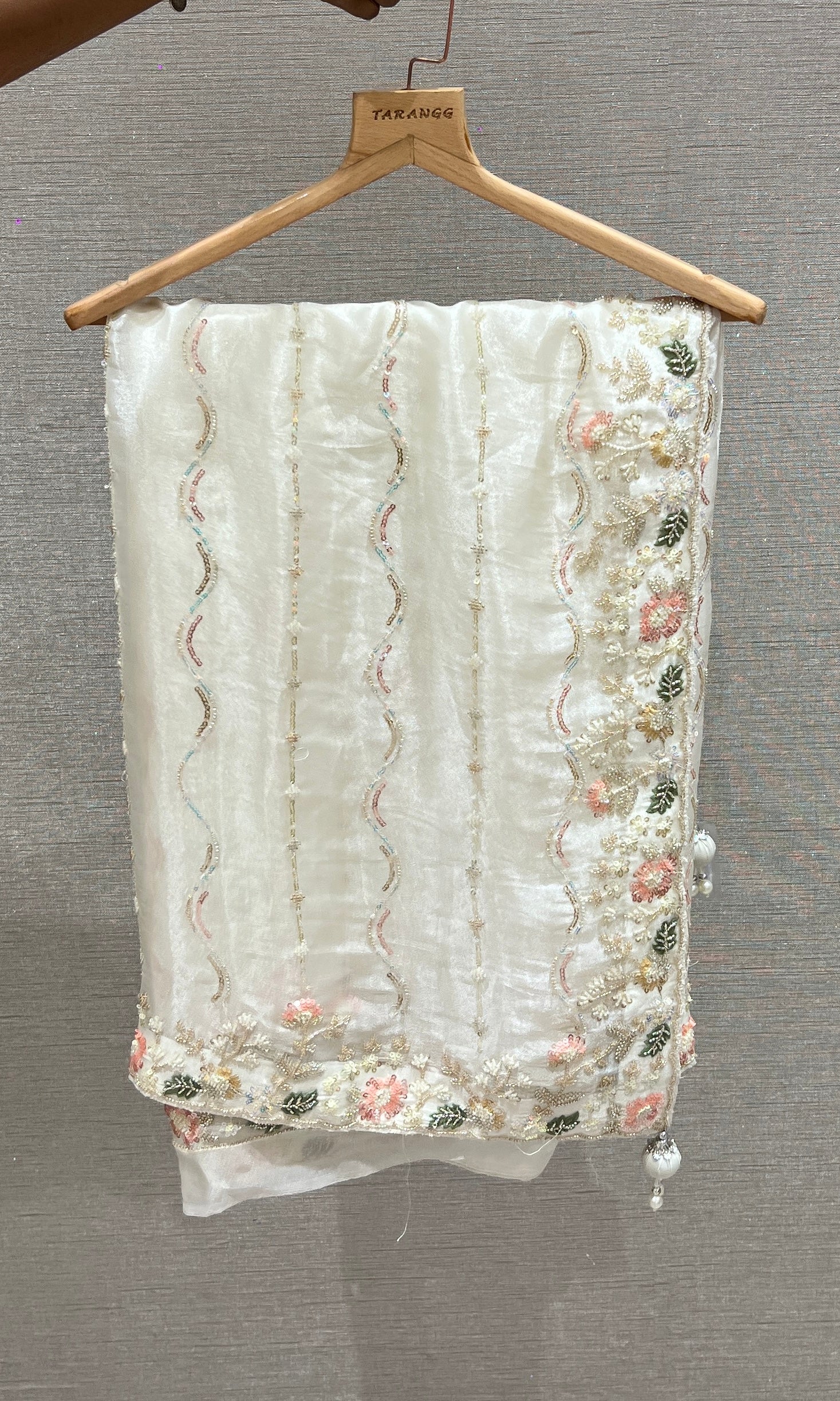 White saree with ready blouse