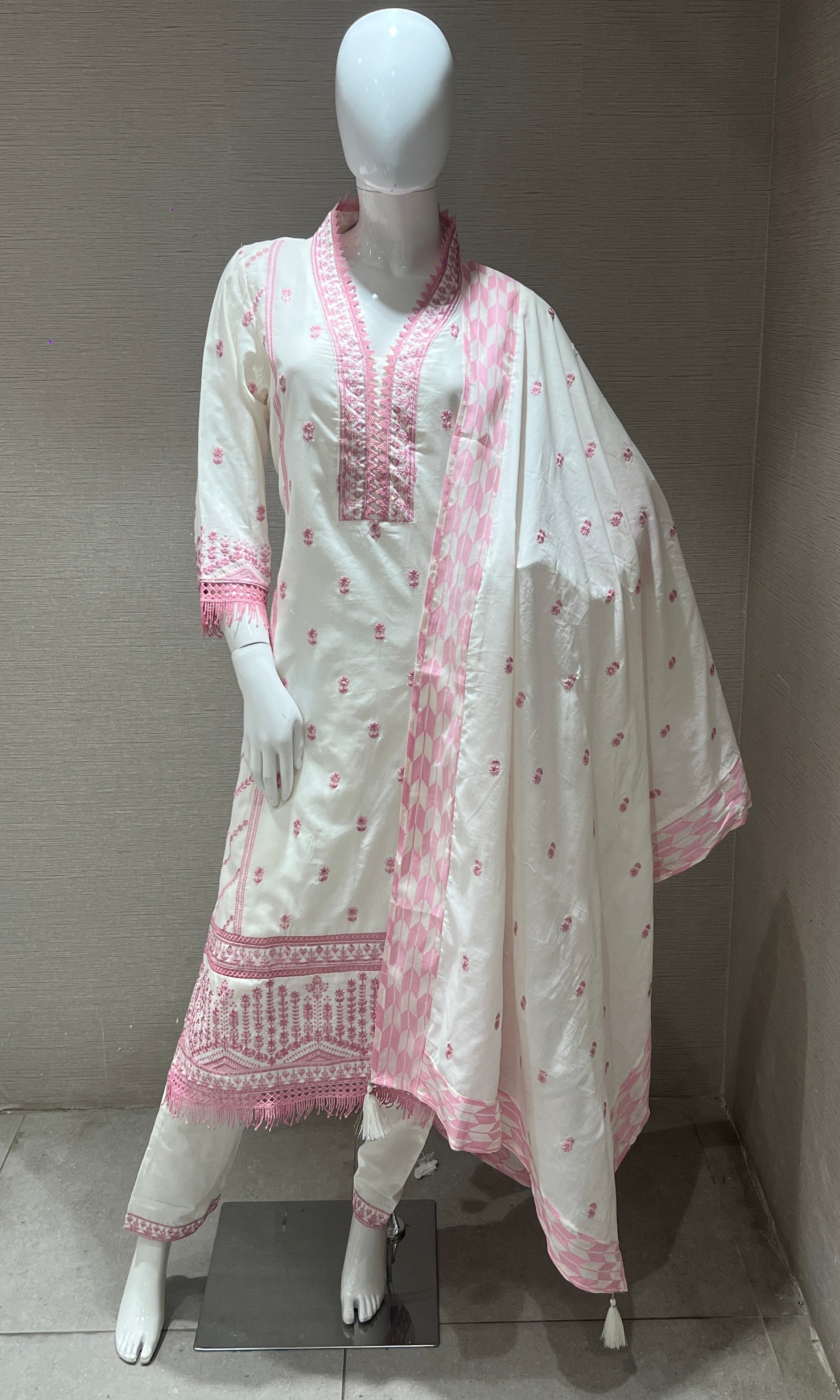 Onion pink kurta set