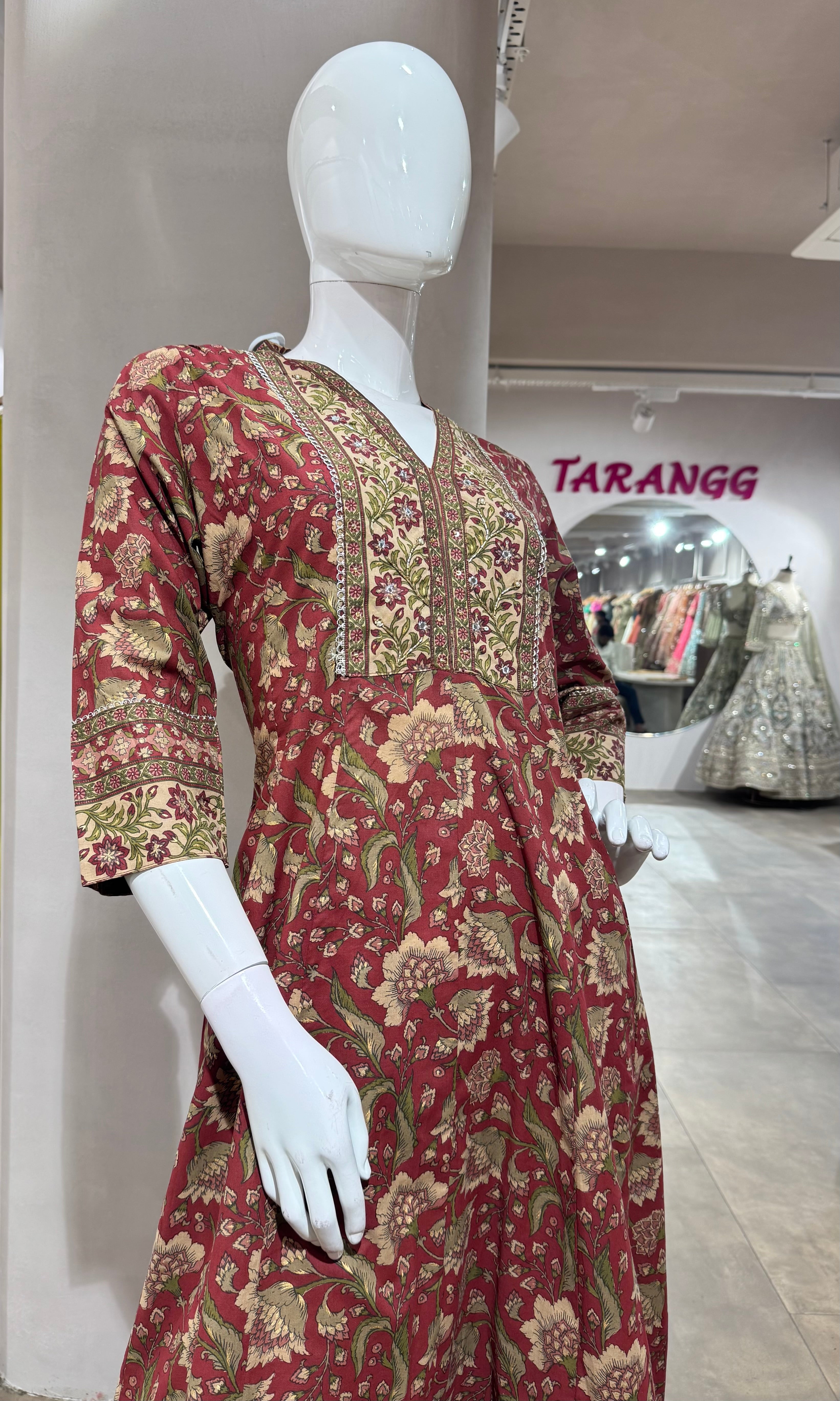 MAROON ETHNIC PRINTED KURTA SET