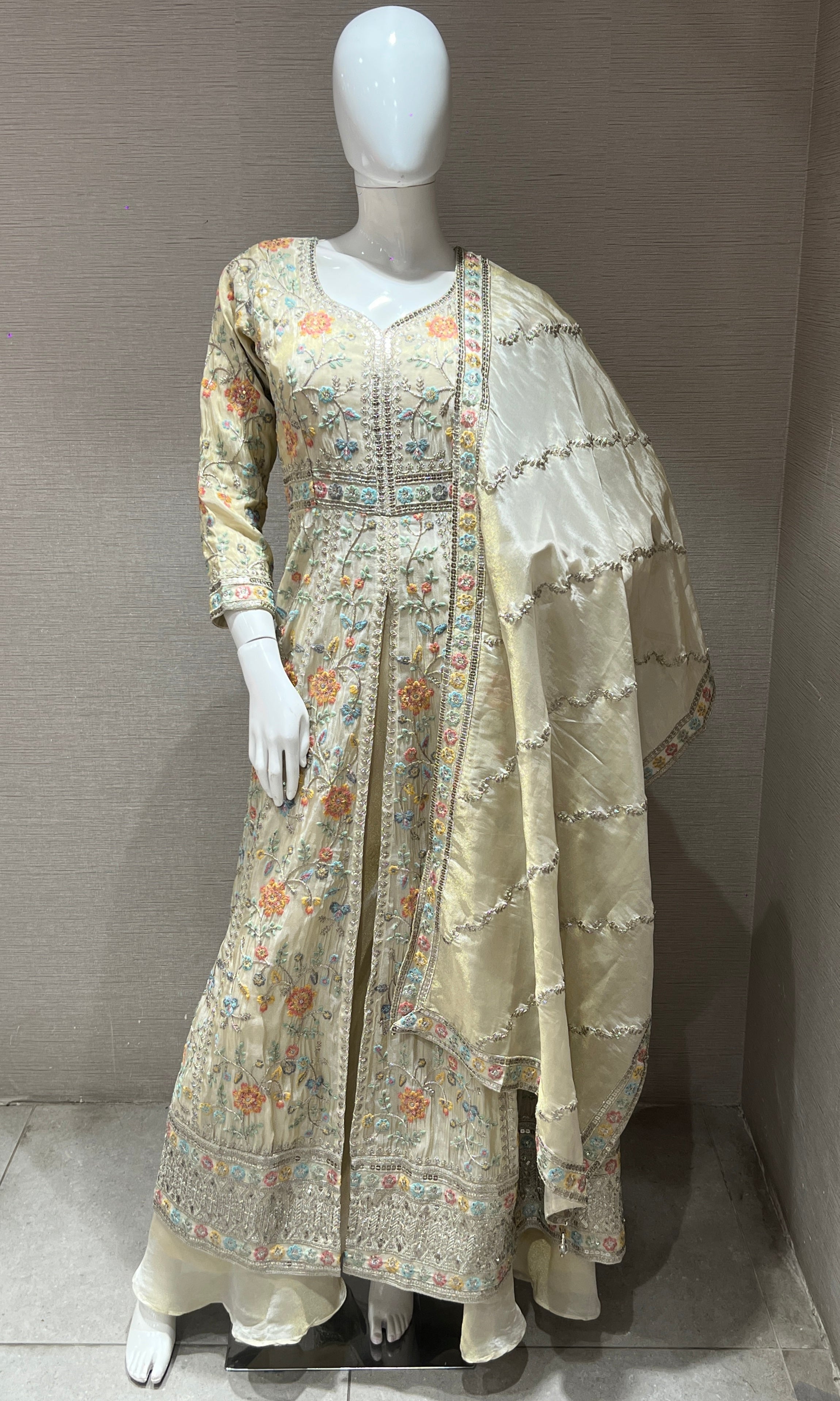 Cream front slit Anarkali kurta set