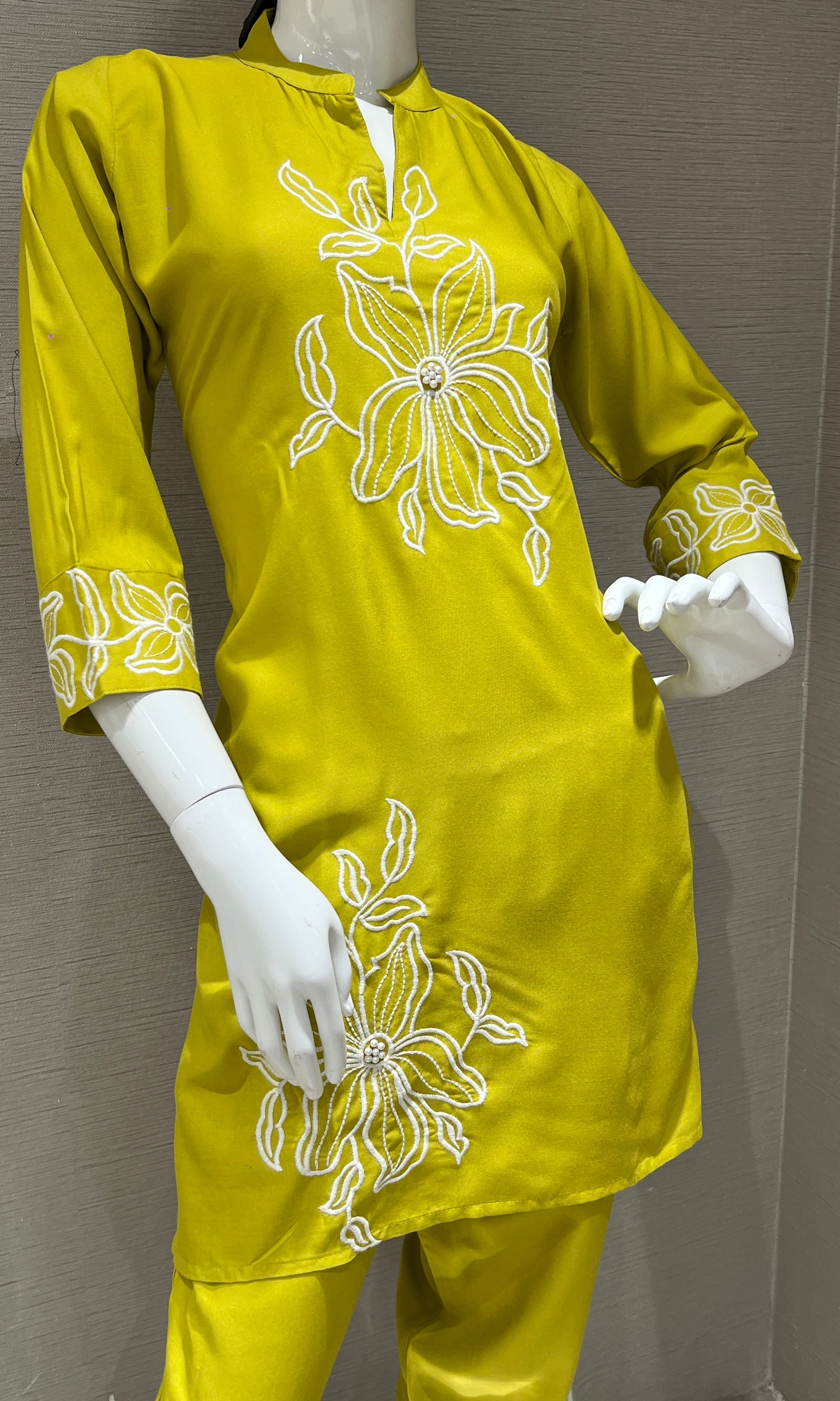 Mehndi green cord set