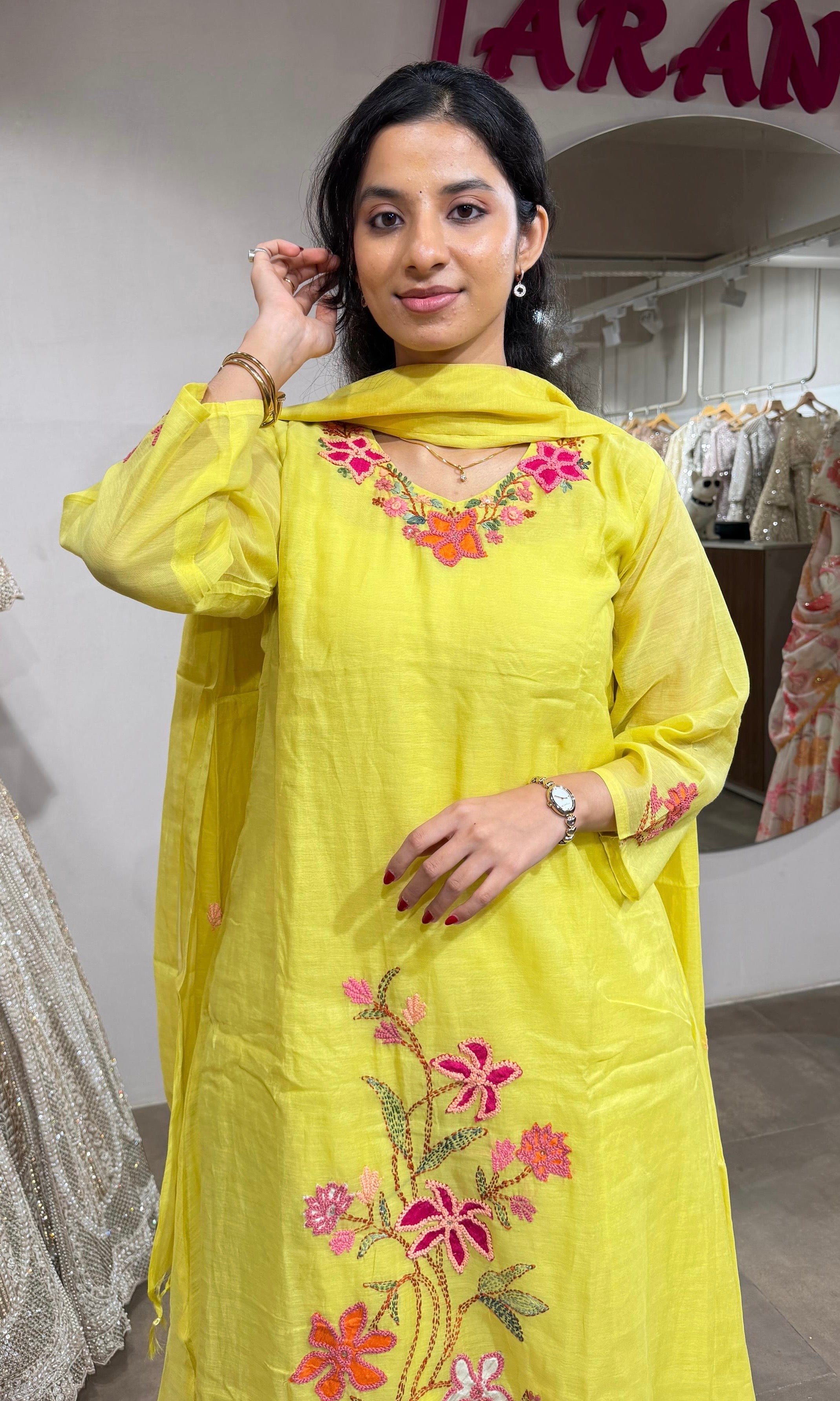 Green Cotton Kurta Set with Botanical Embroidery