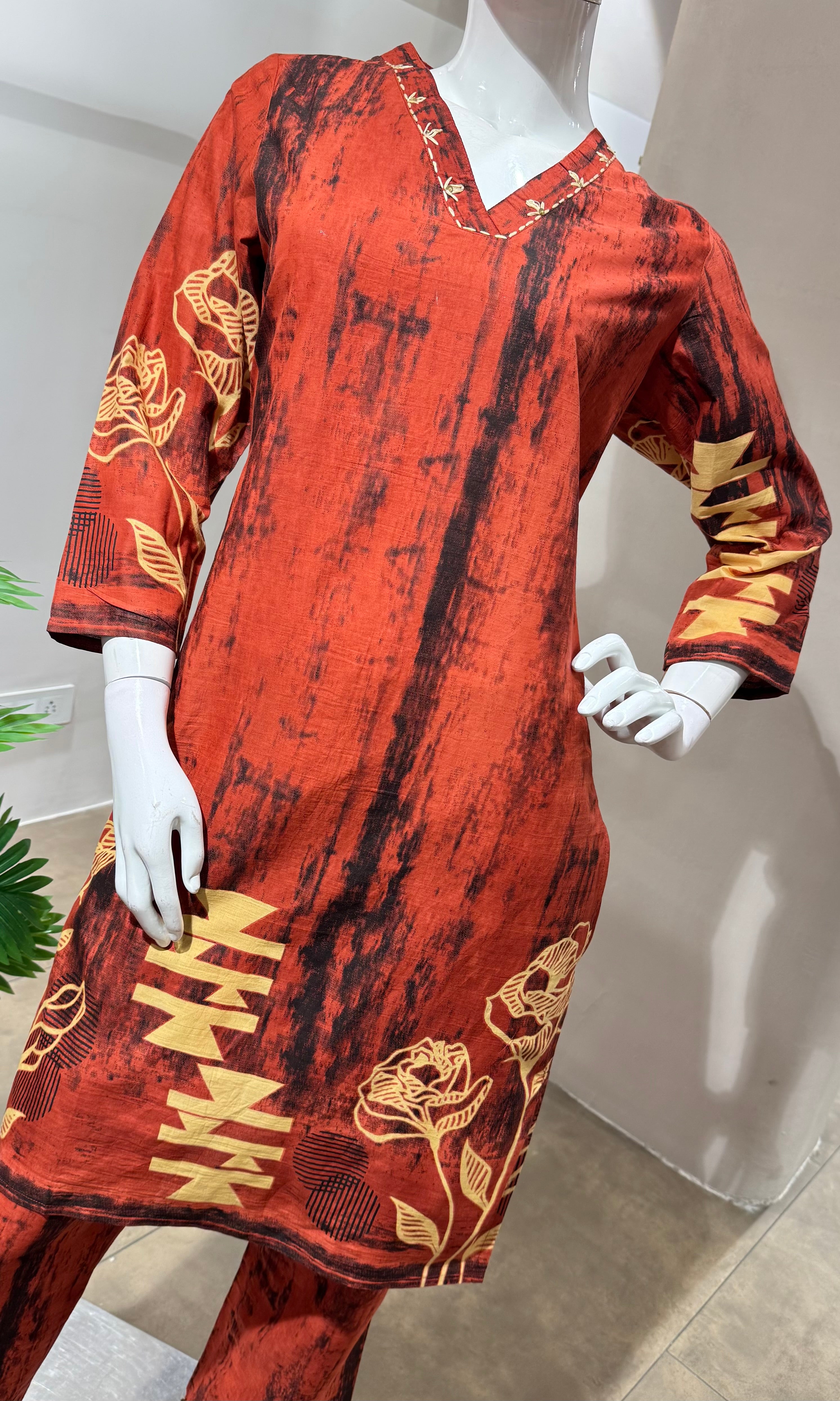 RED FLORAL CORD SET