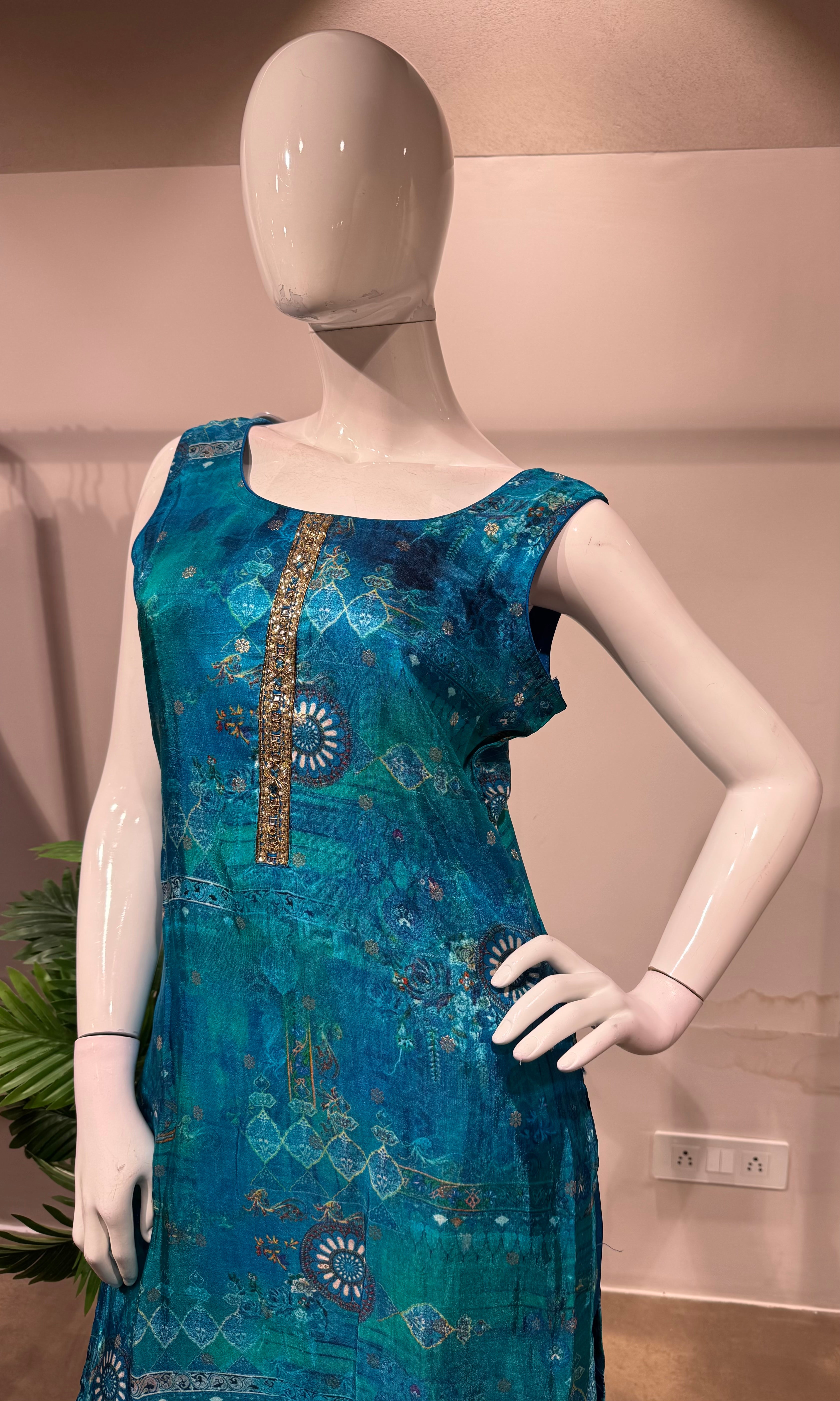 Blue Bandhani Print Silk kurta set