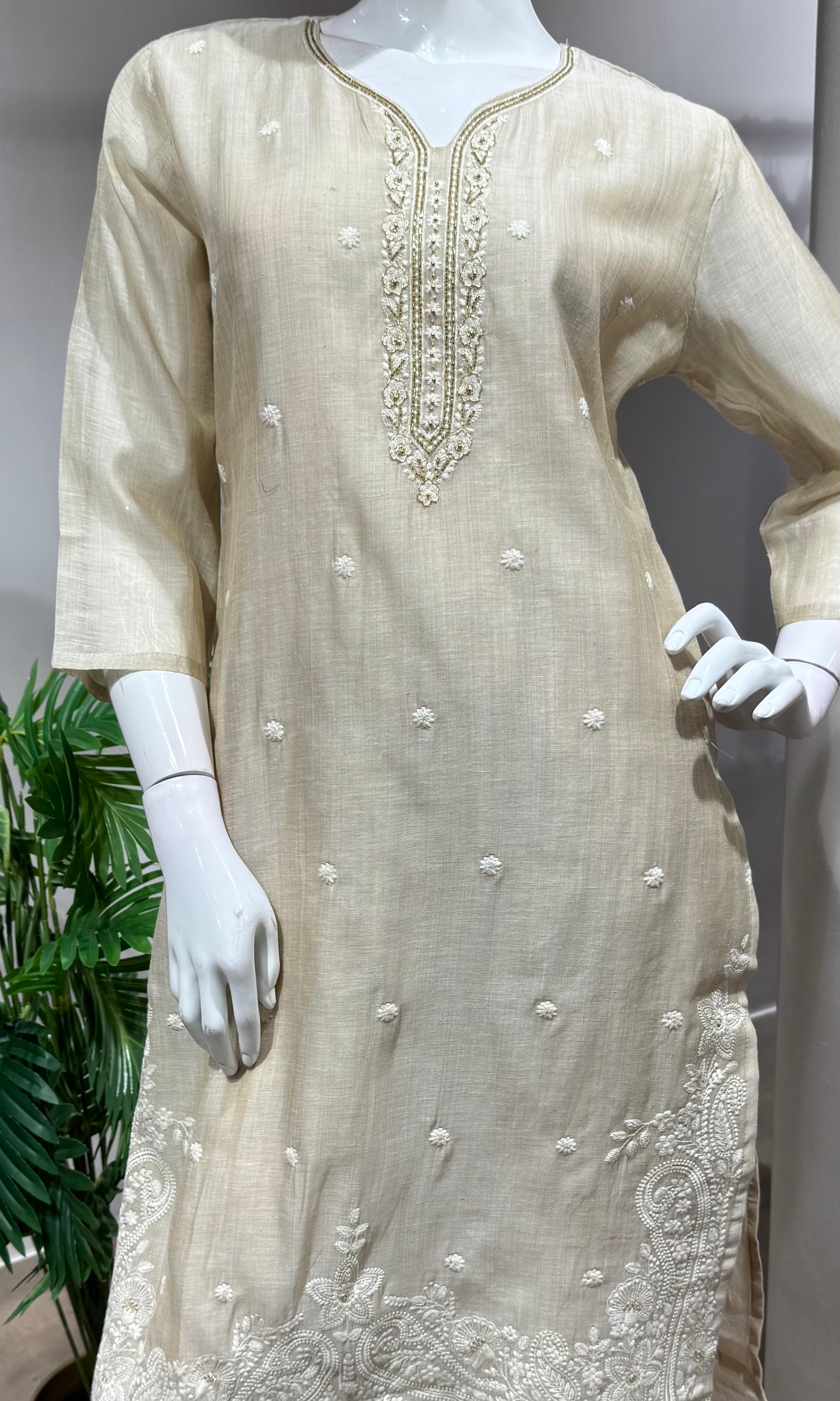 BEAGH Embroidered Chanderi KURTA SET