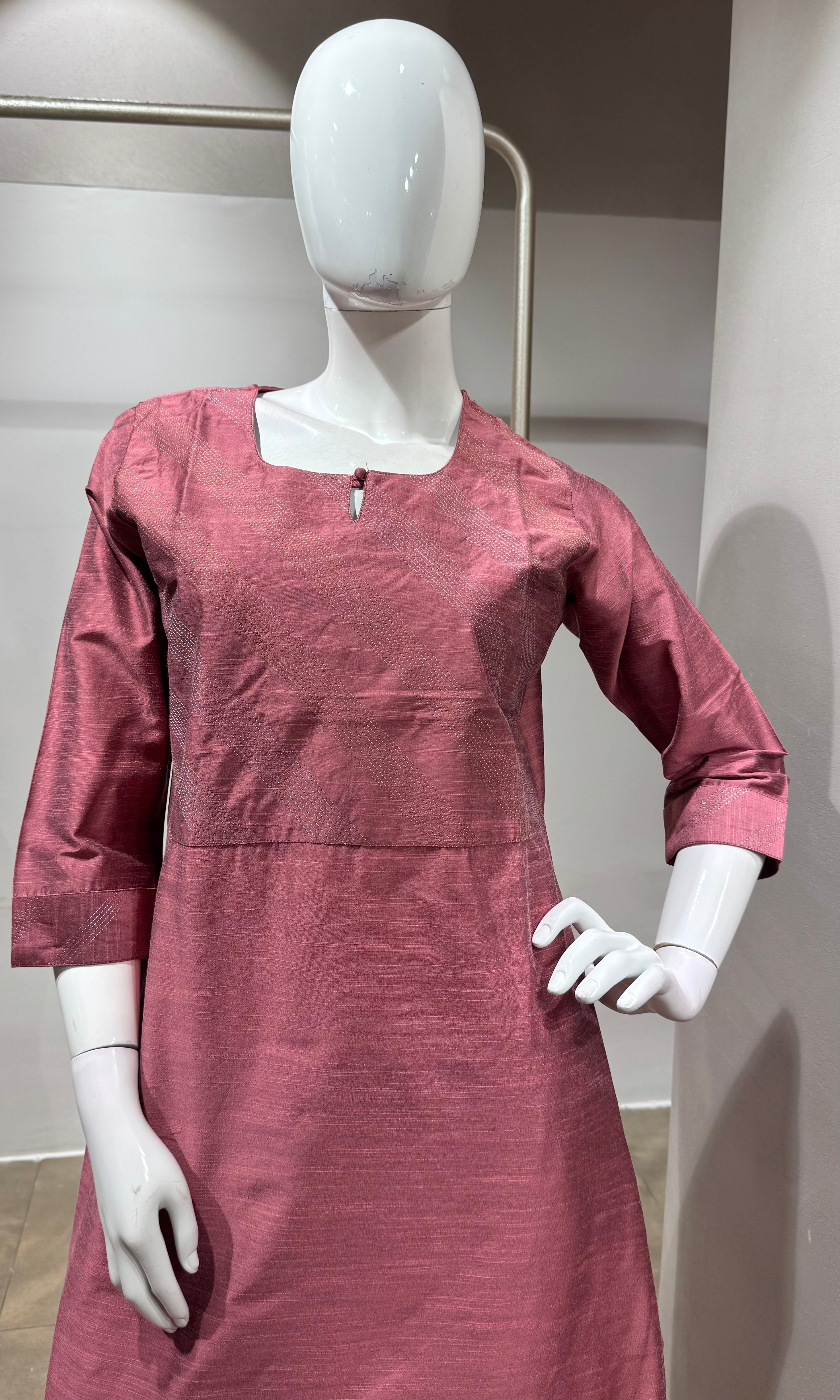 ONION PINK ETHNIC KURTA SET