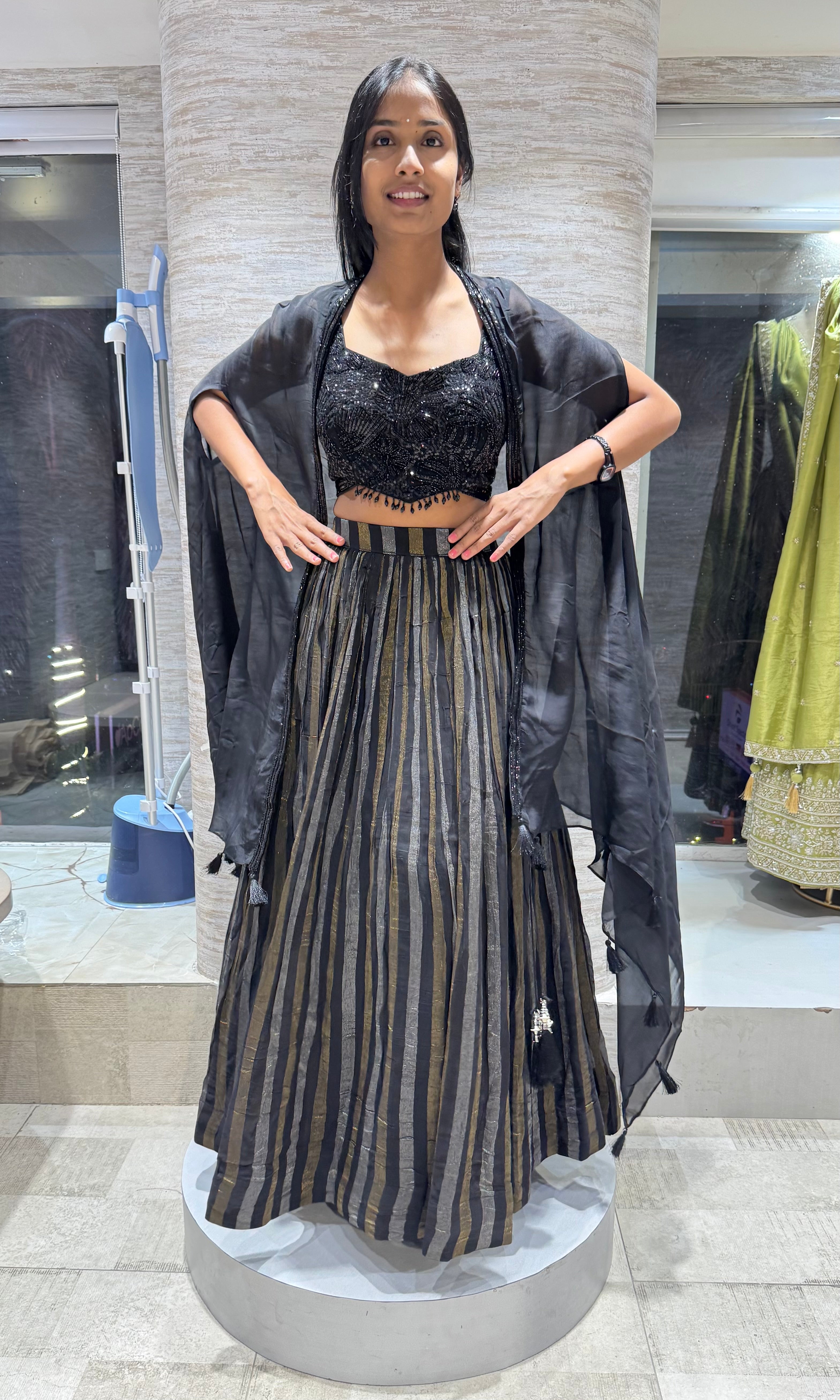 BLACK ELEGANT LEHENGA