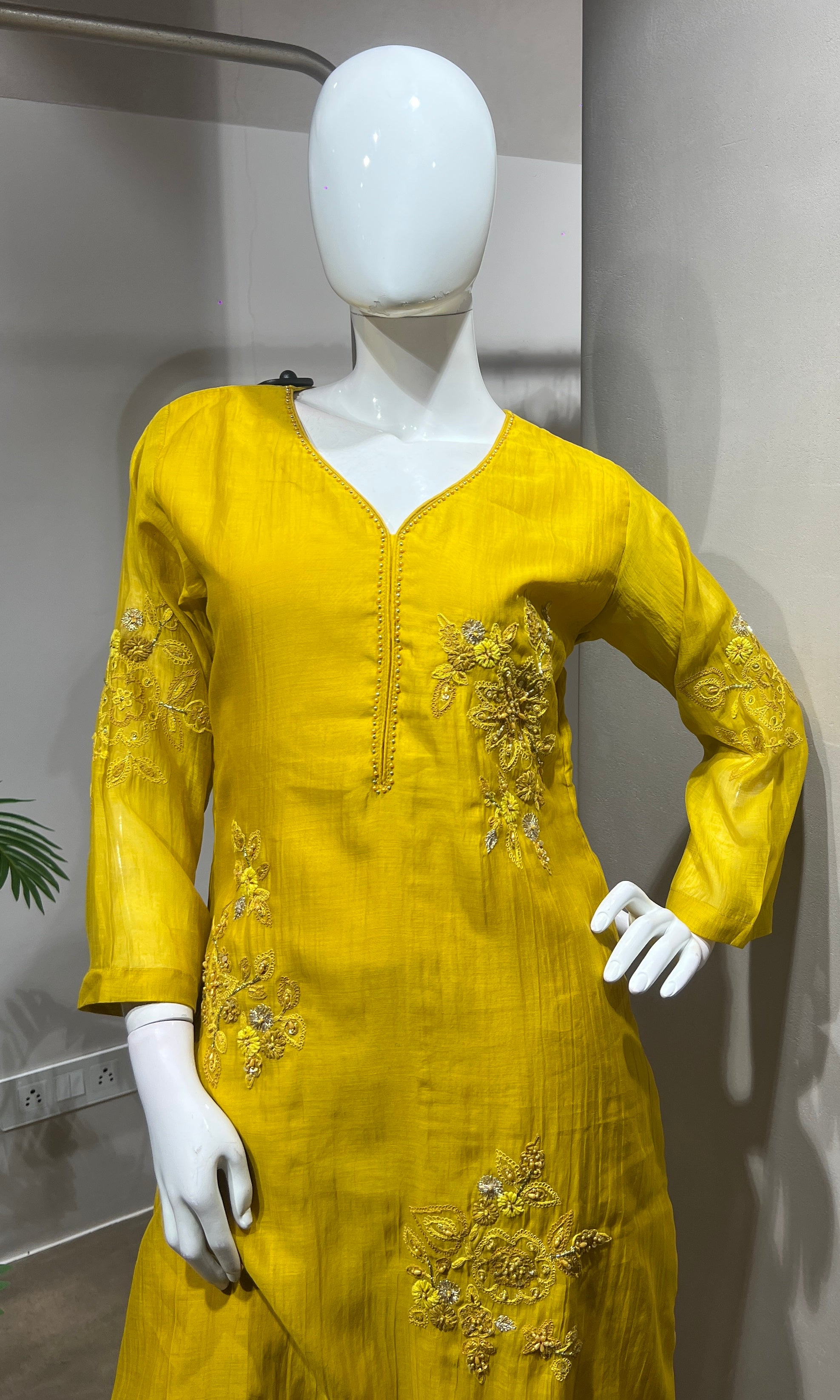 Yellow ethnic gold embroidery kurta set