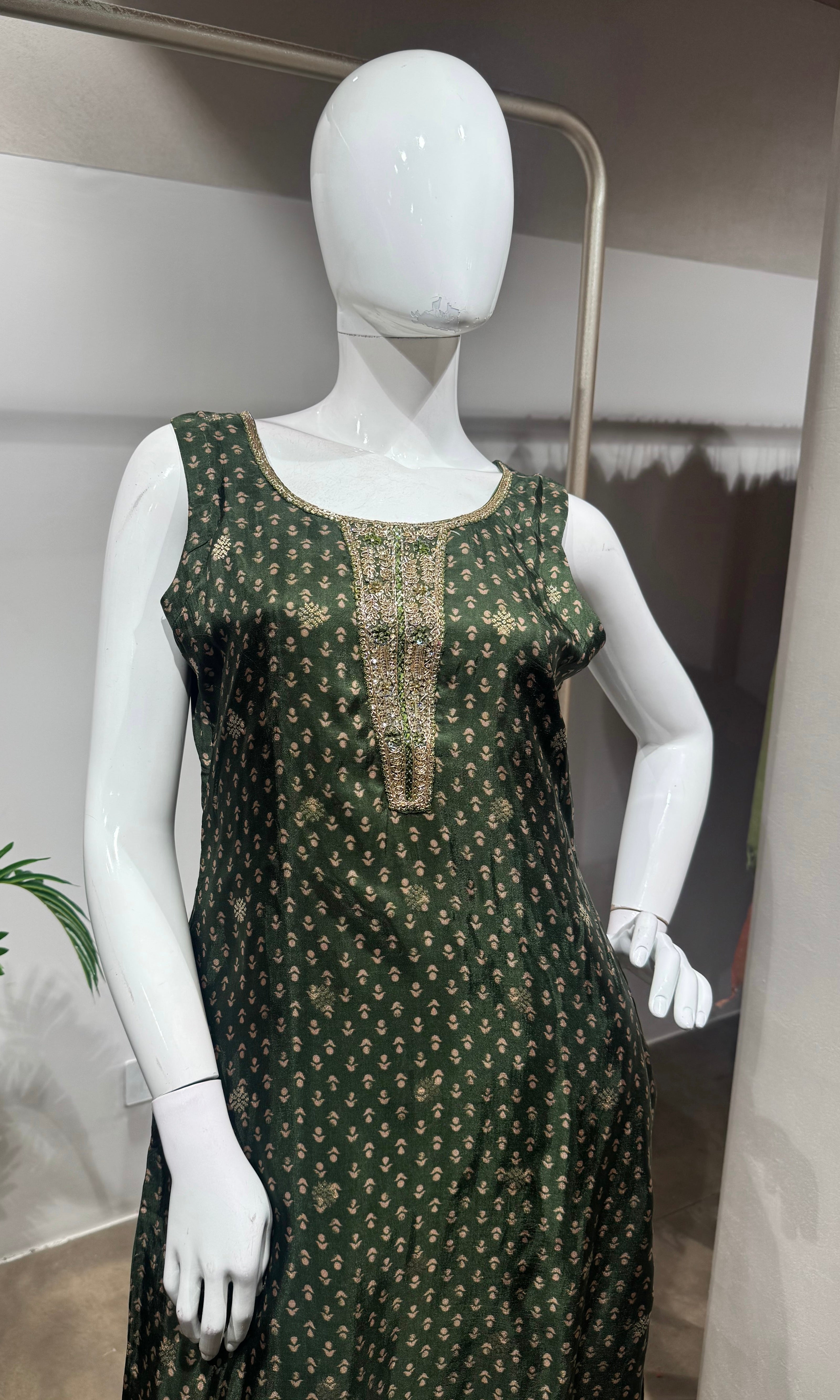 Green Gold Ethnic Kurta Set
