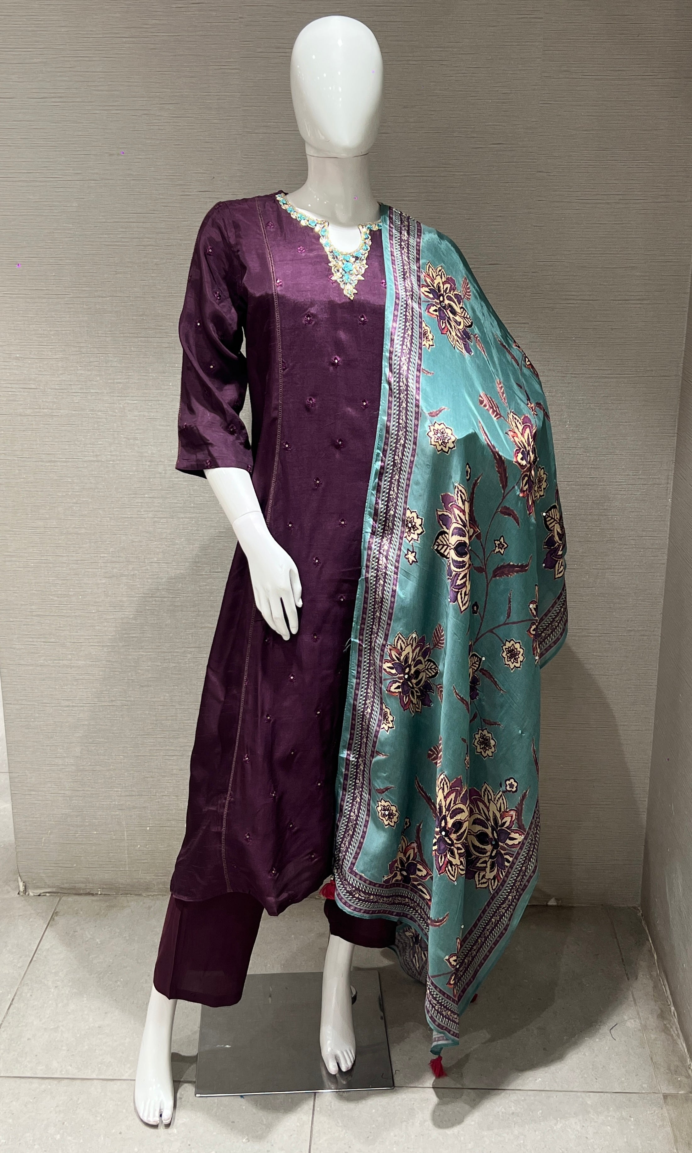 wine kurta set with floral printed dupatta