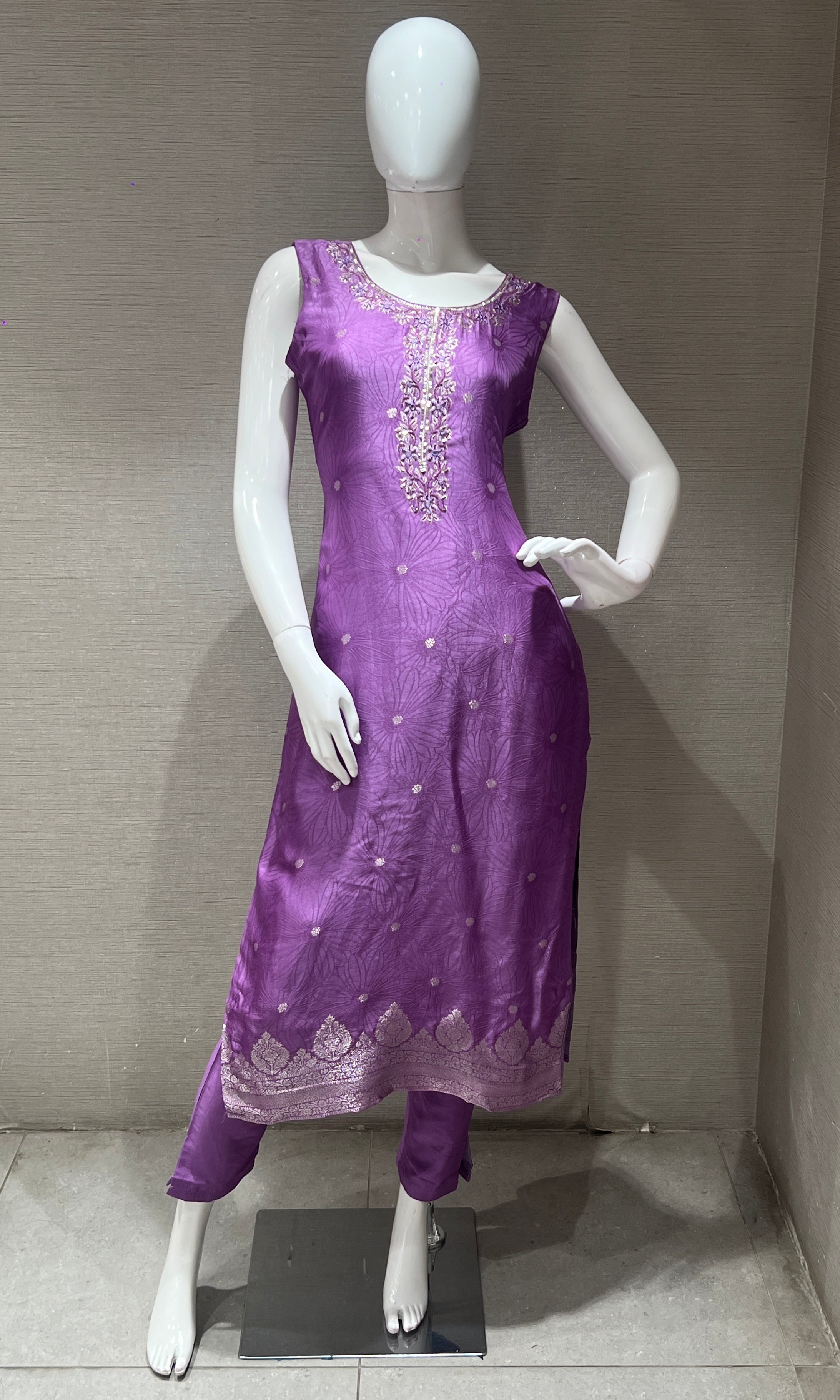 Purple kurta set with silver brocade dupatta