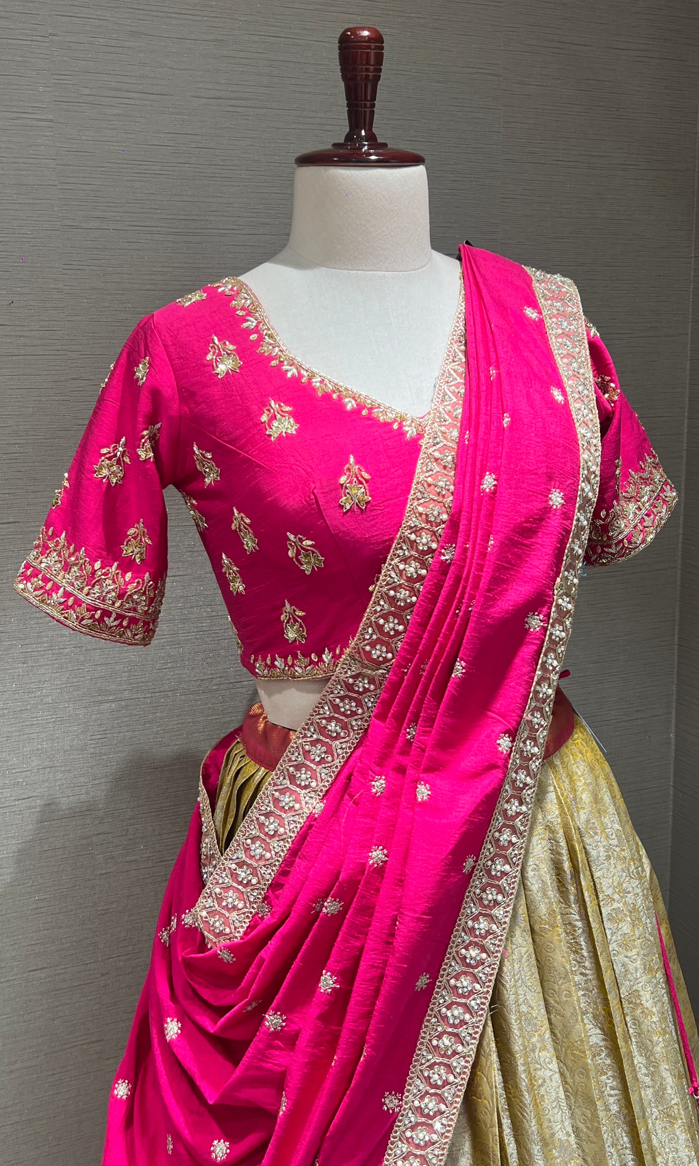 Pink Gold Weave Lehenga WITH RAW SILK DUPATTA