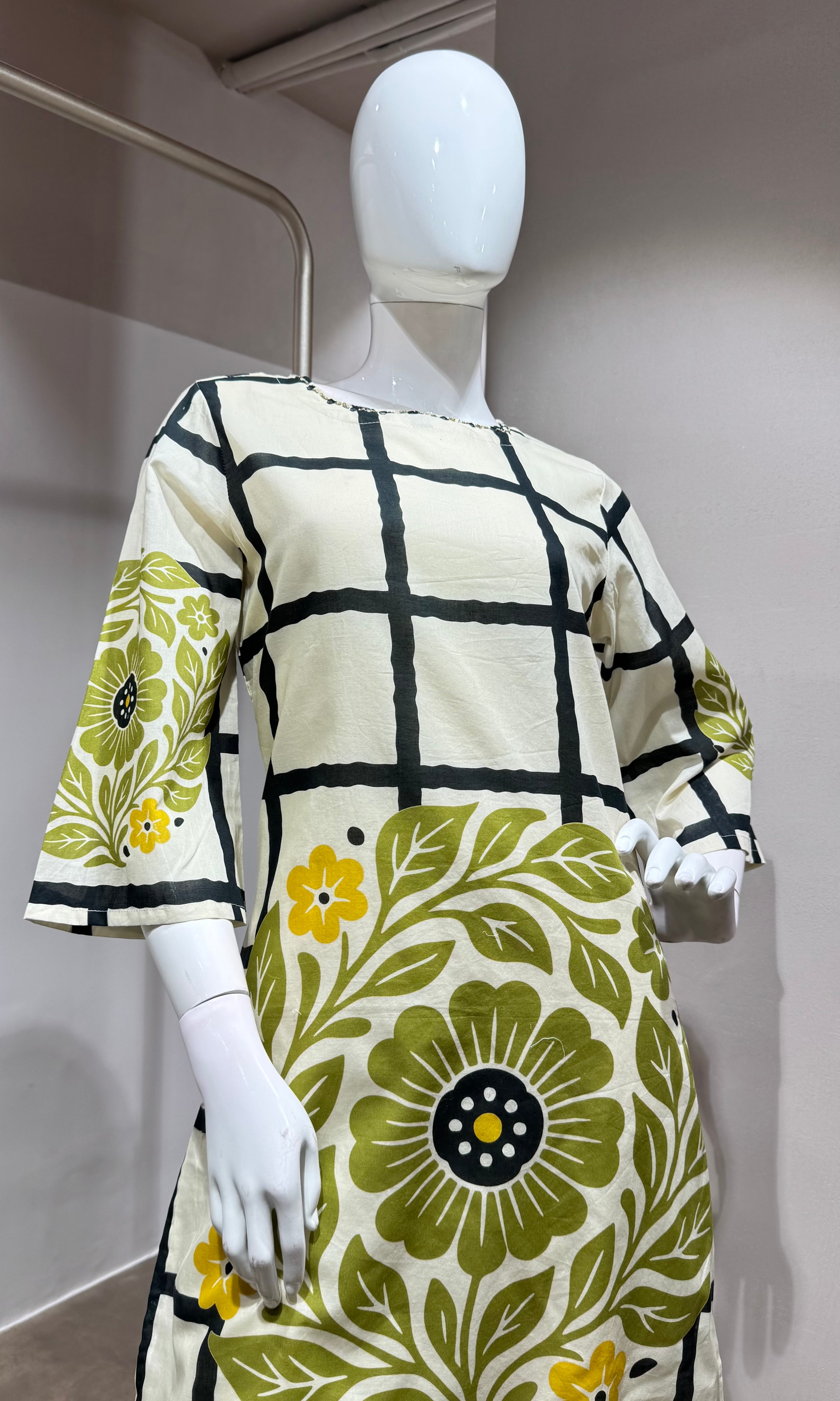 Green digital pattern kurti with pants